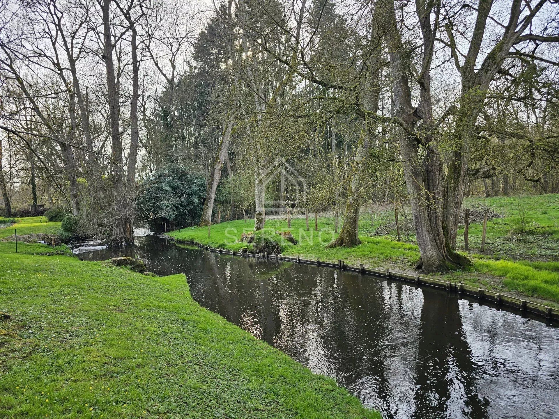 Yang lain dalam Fontenay-Tresigny, Ile-de-France 12631951