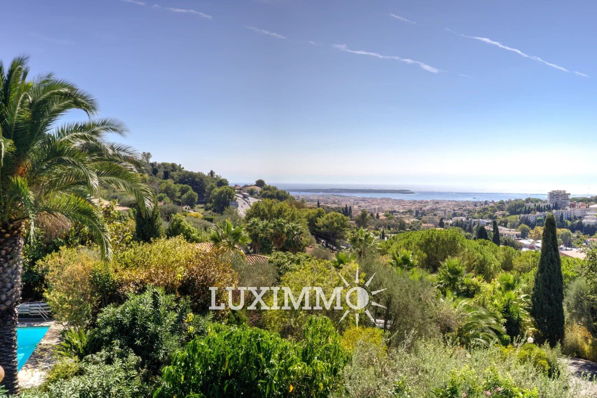 Hus i Mougins, Provence-Alpes-Cote d'Azur 12631990