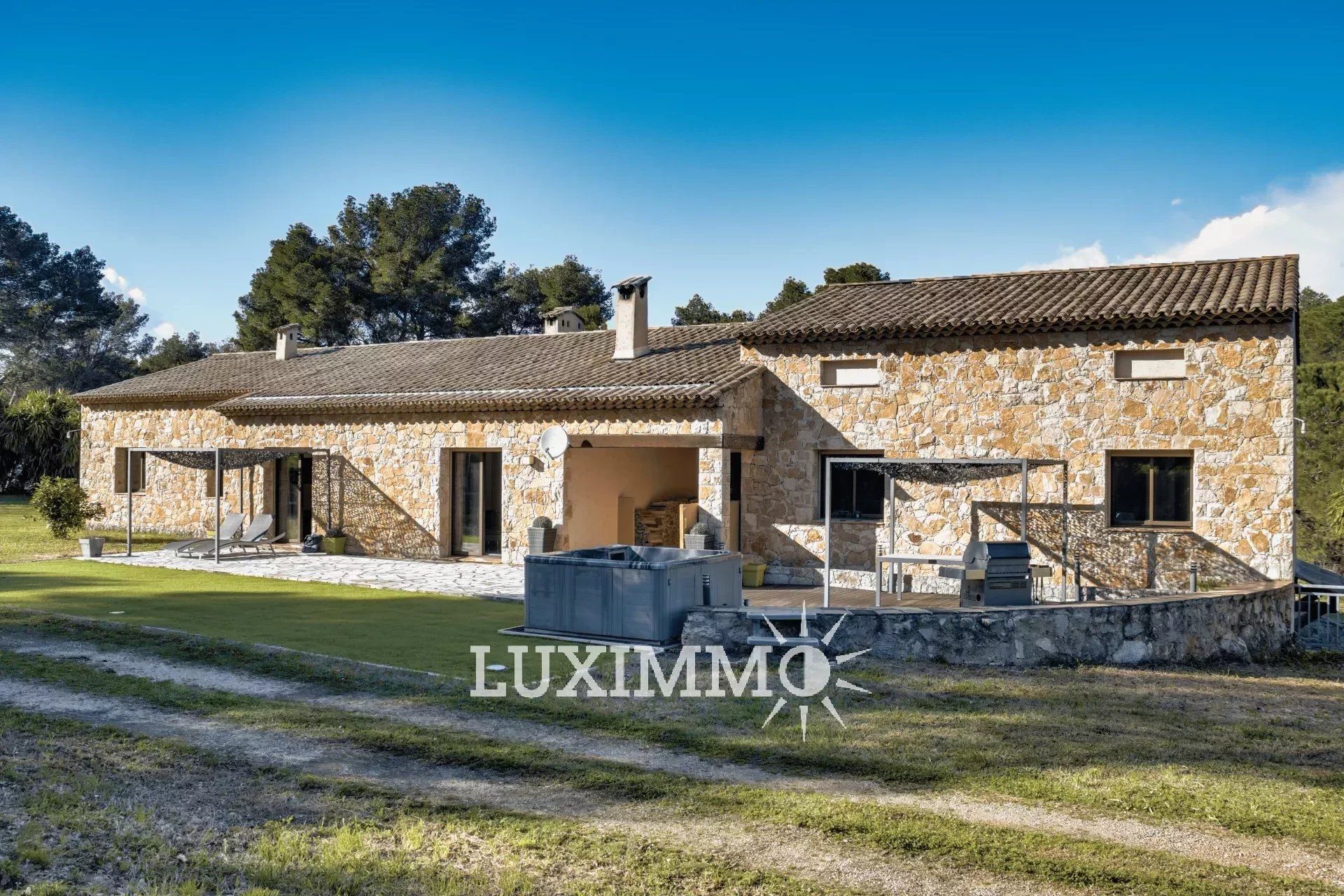 Rumah di Mougins, Alpes-Maritimes 12632019