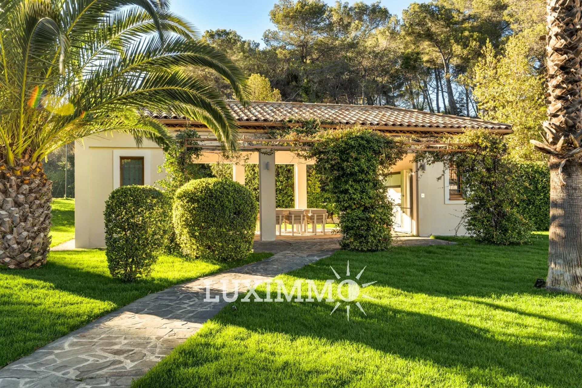 House in Mougins, Alpes-Maritimes 12632023