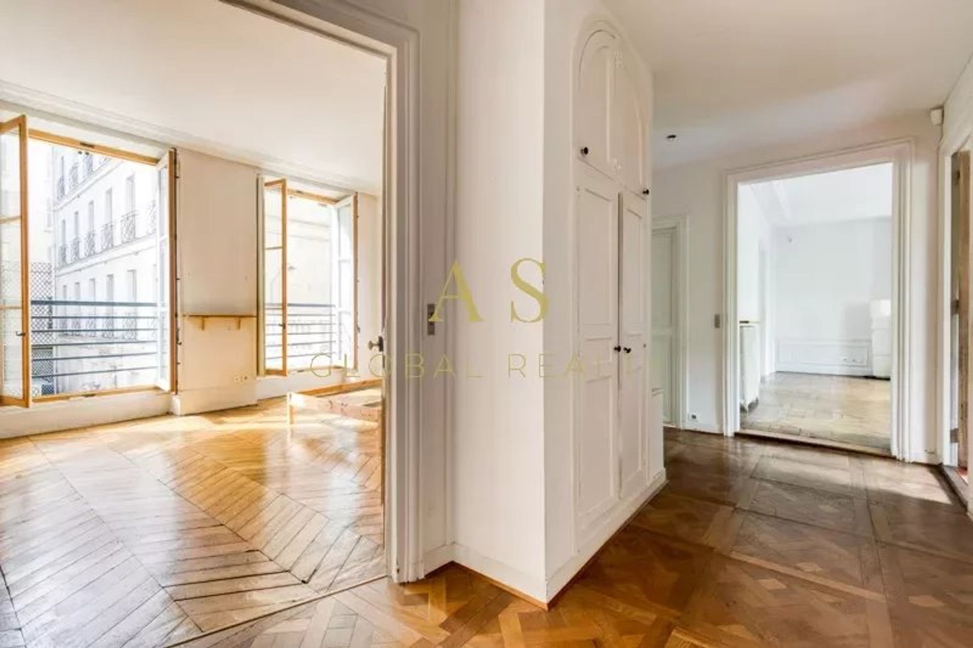 Condominium in Paris 6ème, Paris 12632480