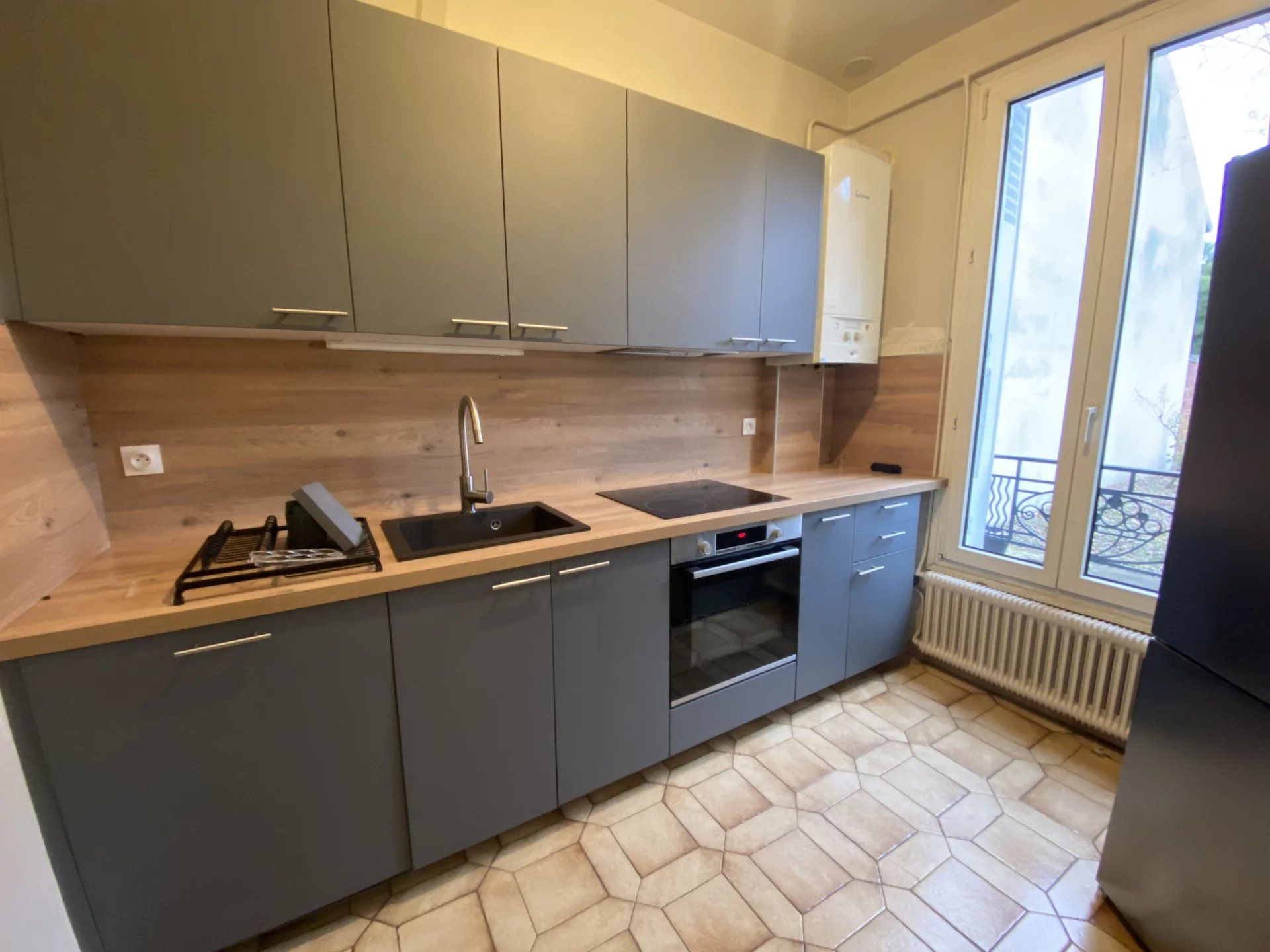 بيت في Le Perreux-sur-Marne, Val-de-Marne 12632786