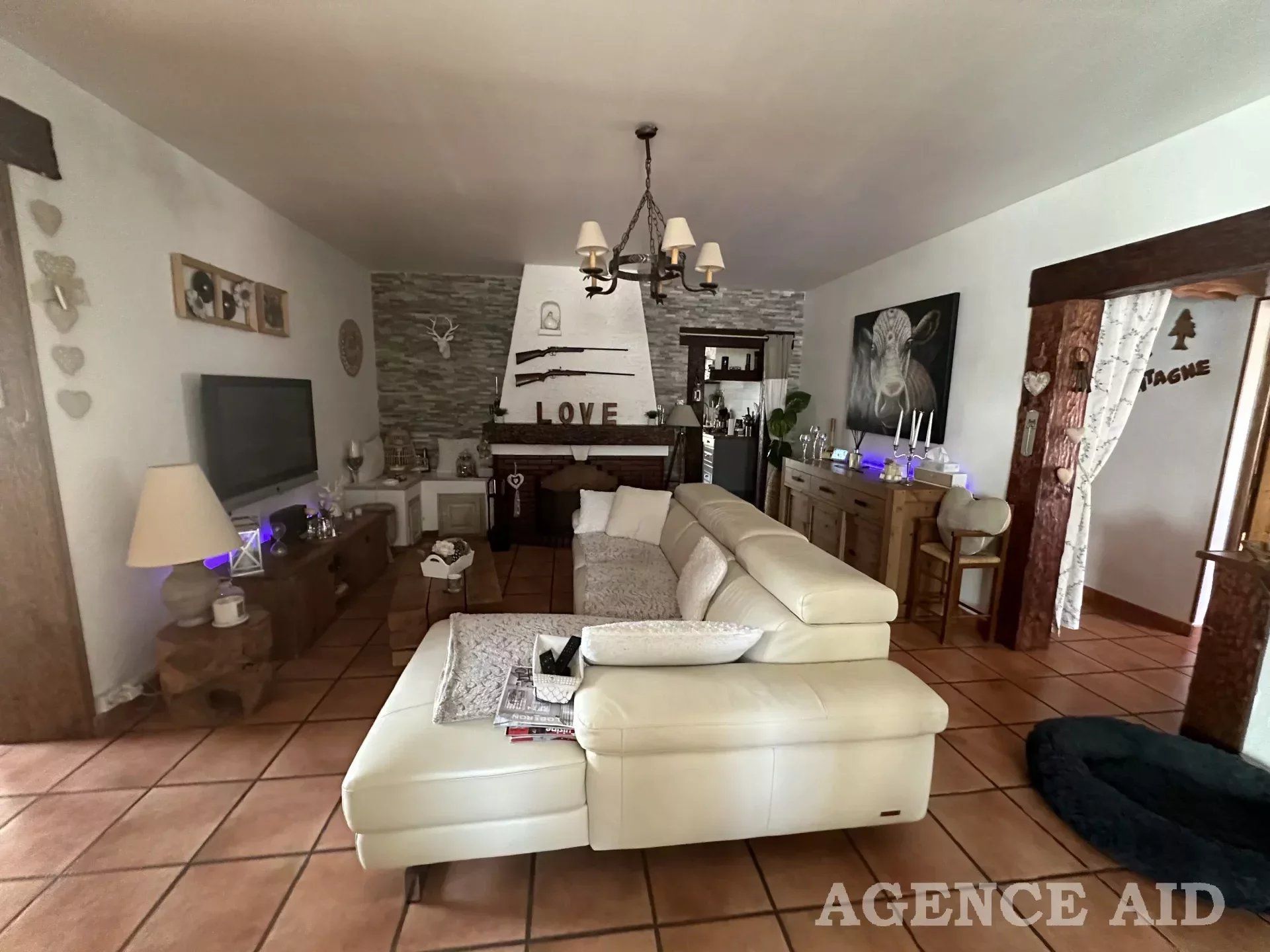 House in Cuges-les-Pins, Bouches-du-Rhône 12633776