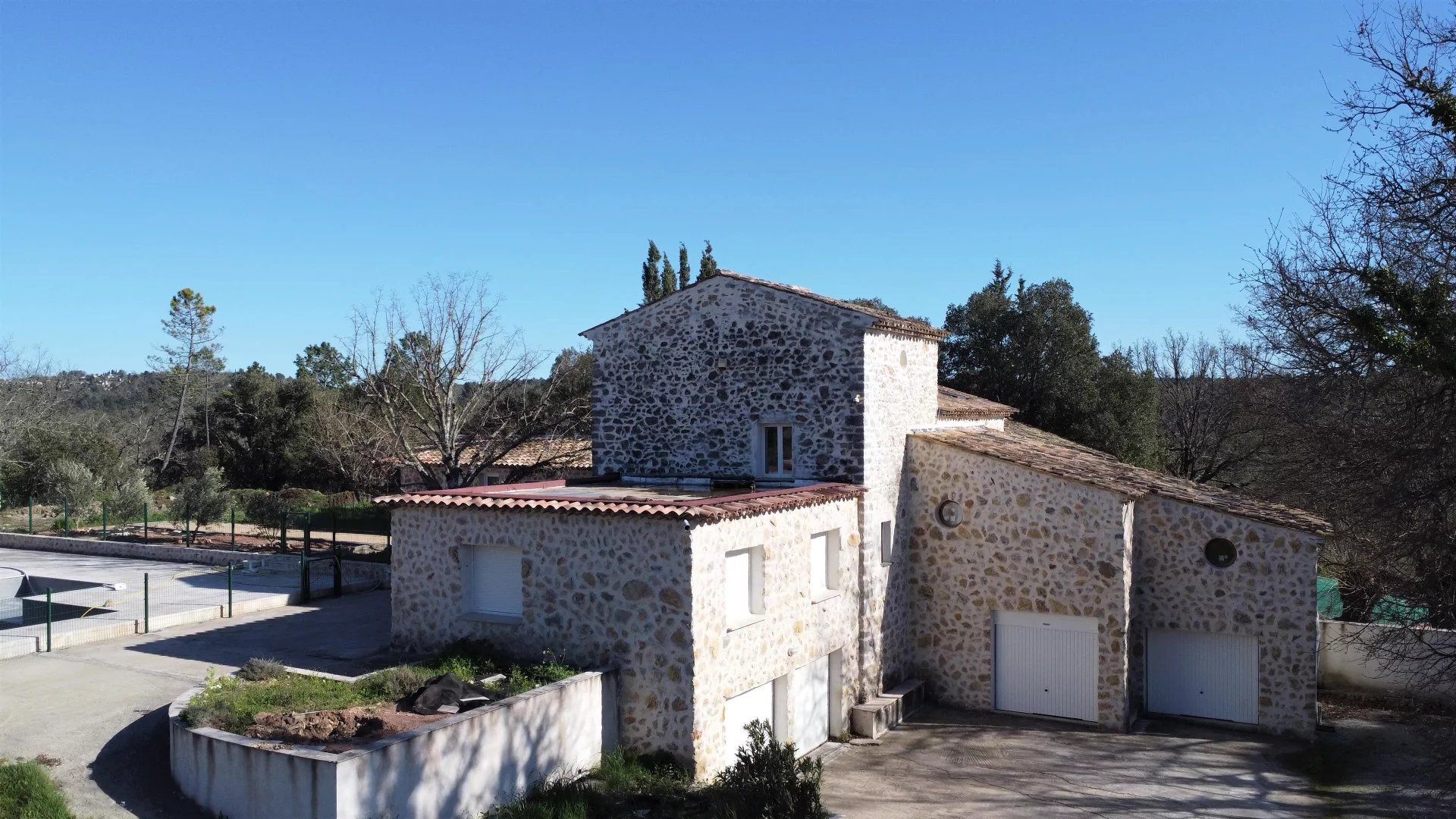 Dom w Saint-Paul-en-Forêt, Var 12633961