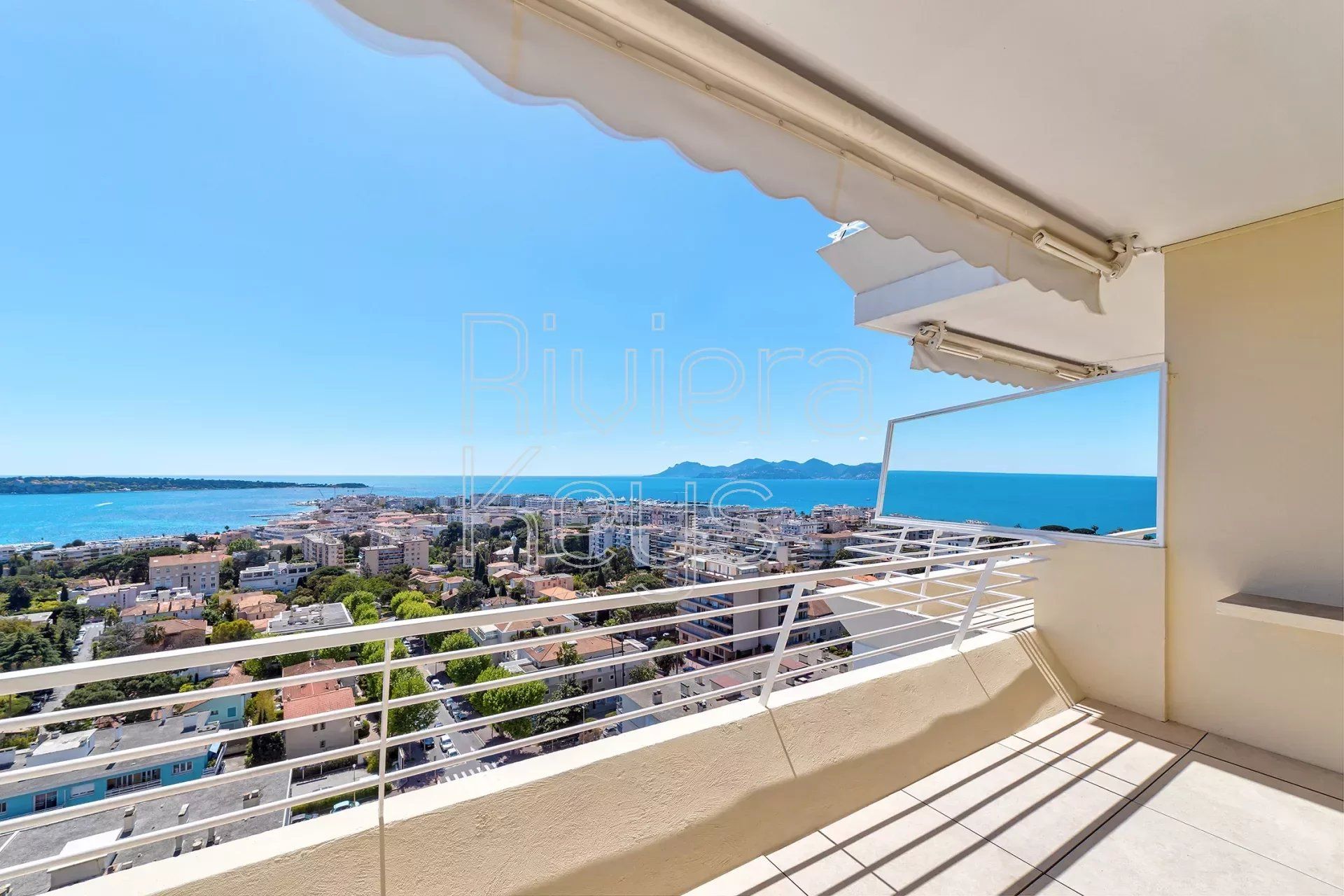 公寓 在 Cannes, Alpes-Maritimes 12633966