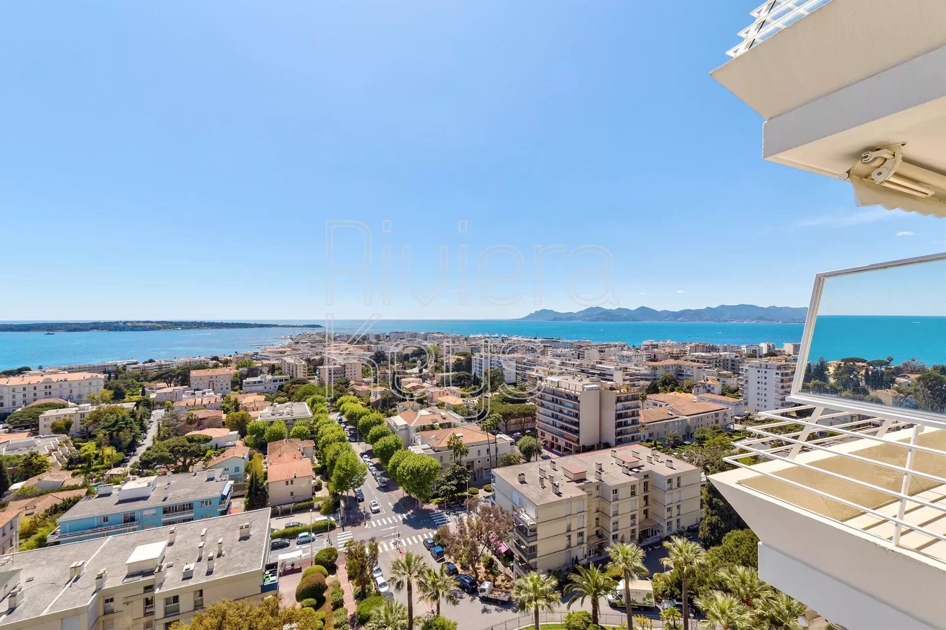 公寓 在 Cannes, Alpes-Maritimes 12633966