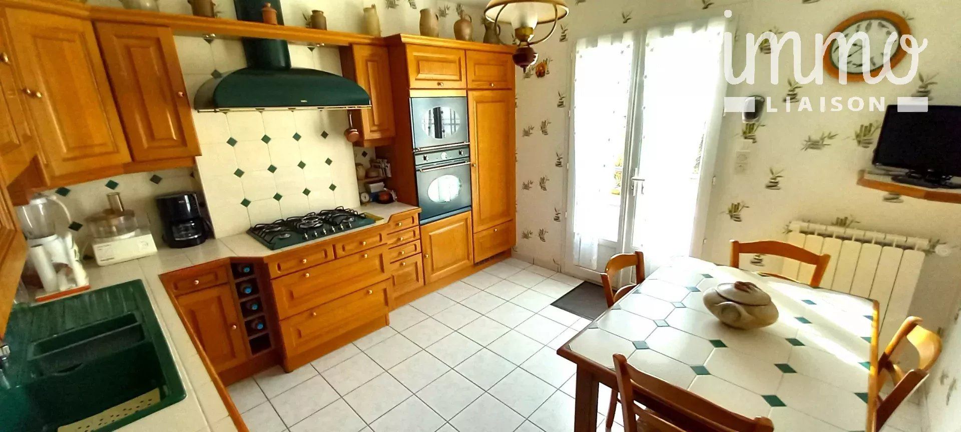 жилой дом в Vineuil, Centre-Val de Loire 12635304