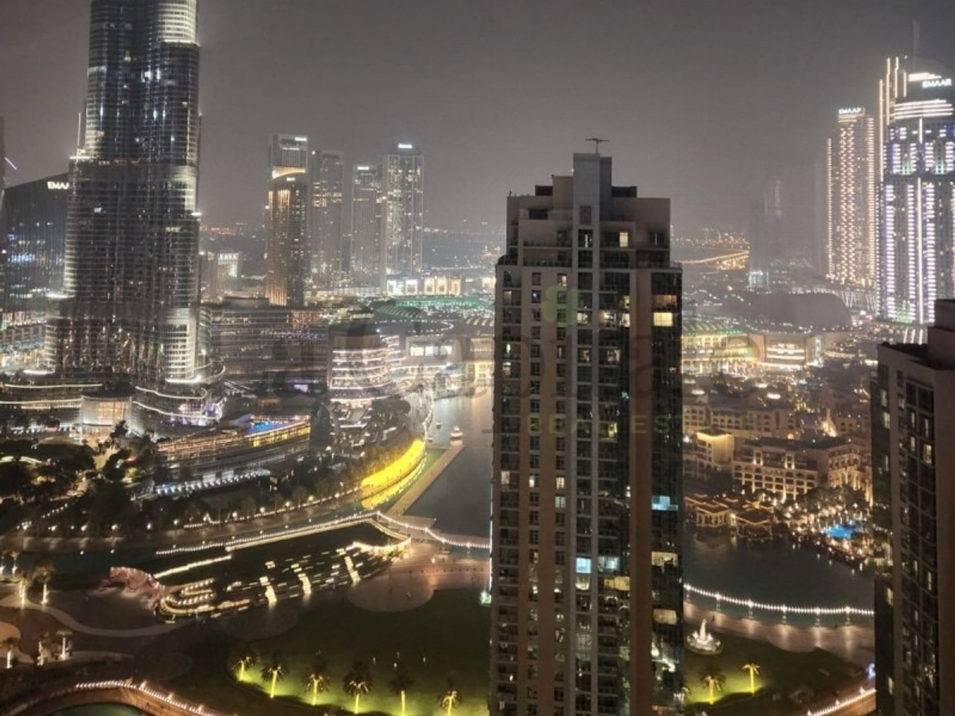 Condominium in Dubai, Dubai 12635782