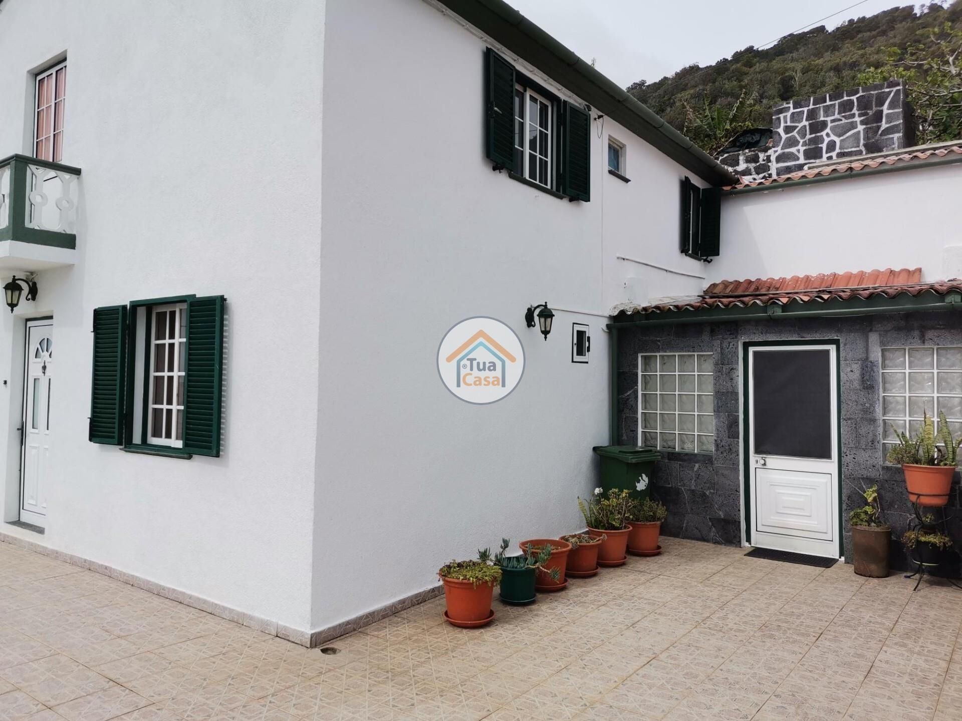 Hus i Calheta, Azores 12636055