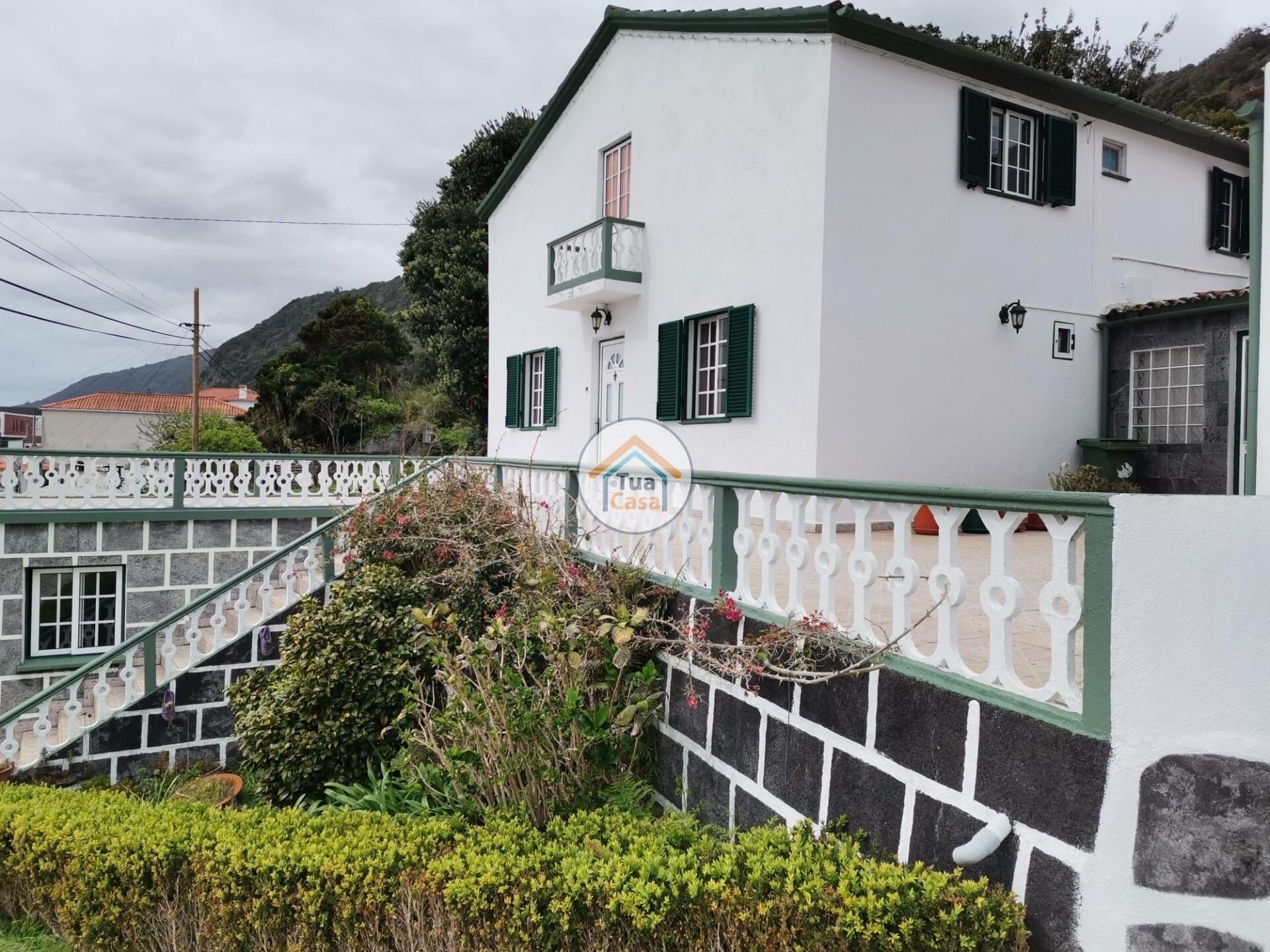 Hus i Calheta, Azores 12636055