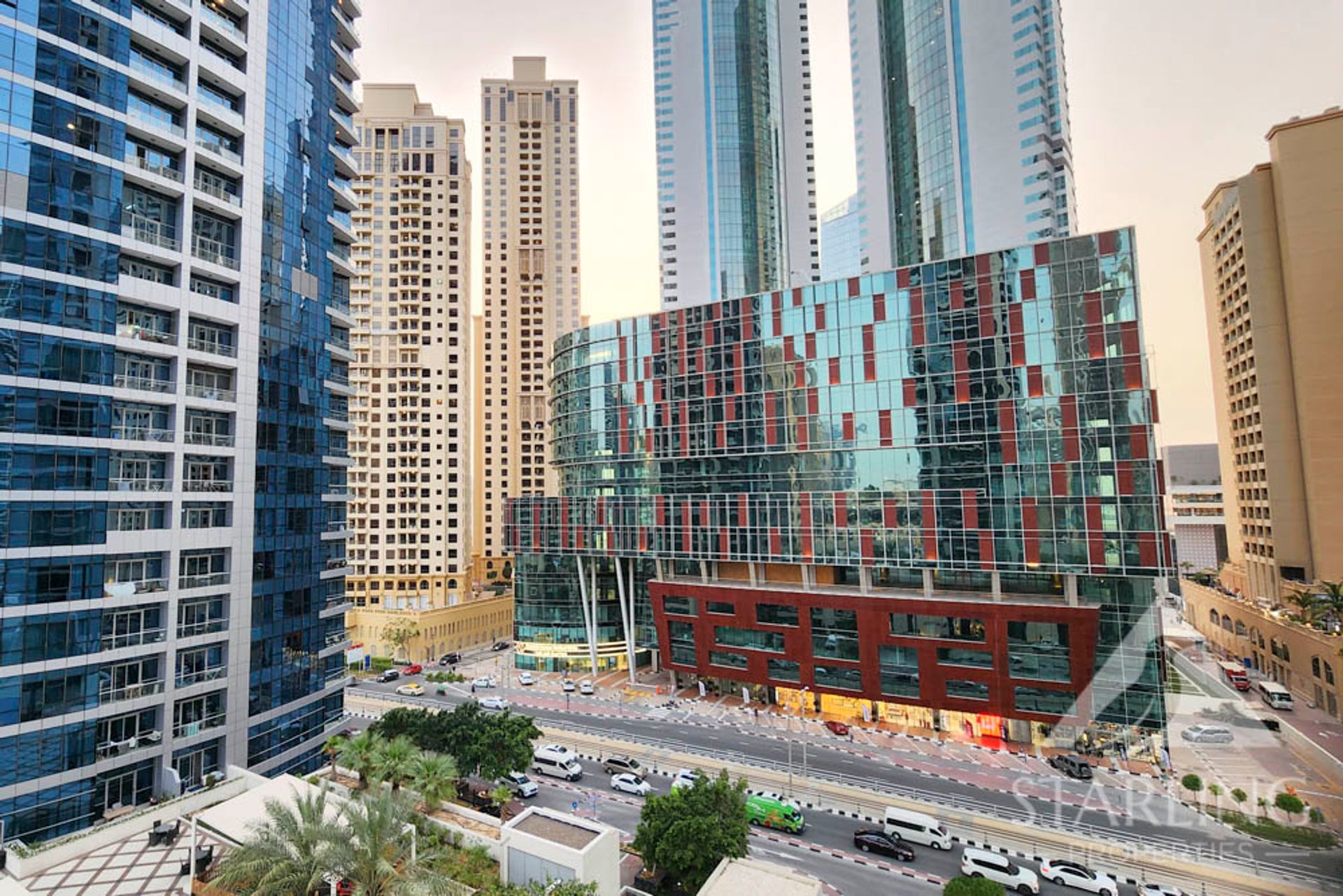 Condominium in Dubai, Dubai 12638582