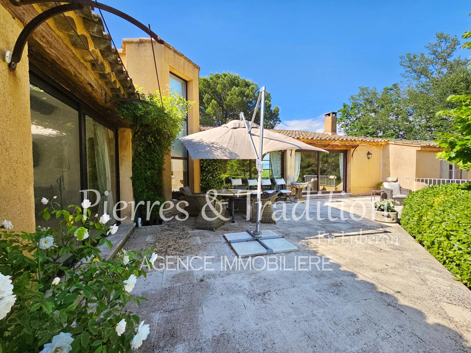 Otro en Goult, Vaucluse 12639505