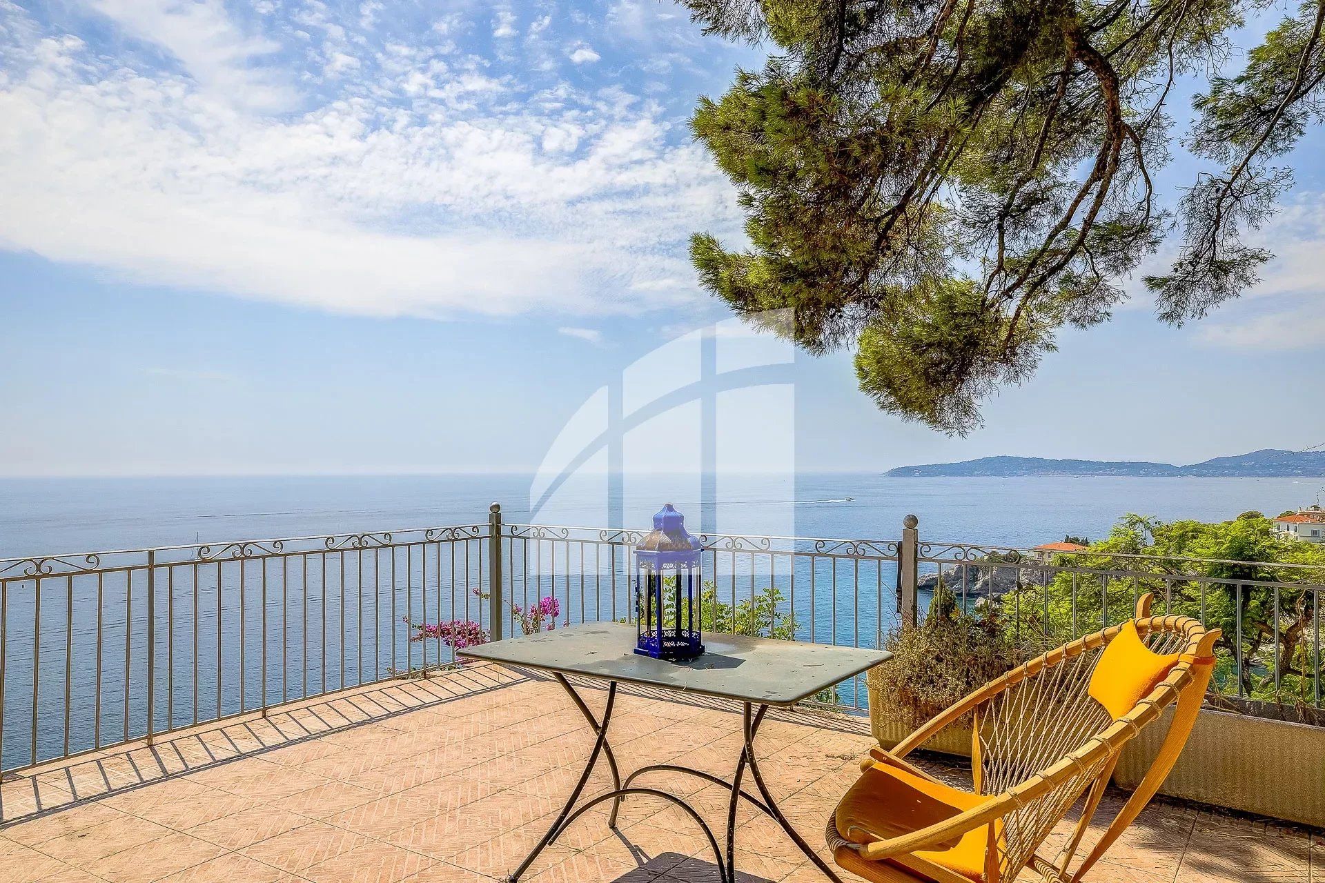 سكني في Cap-d'Ail, Alpes-Maritimes 12641768