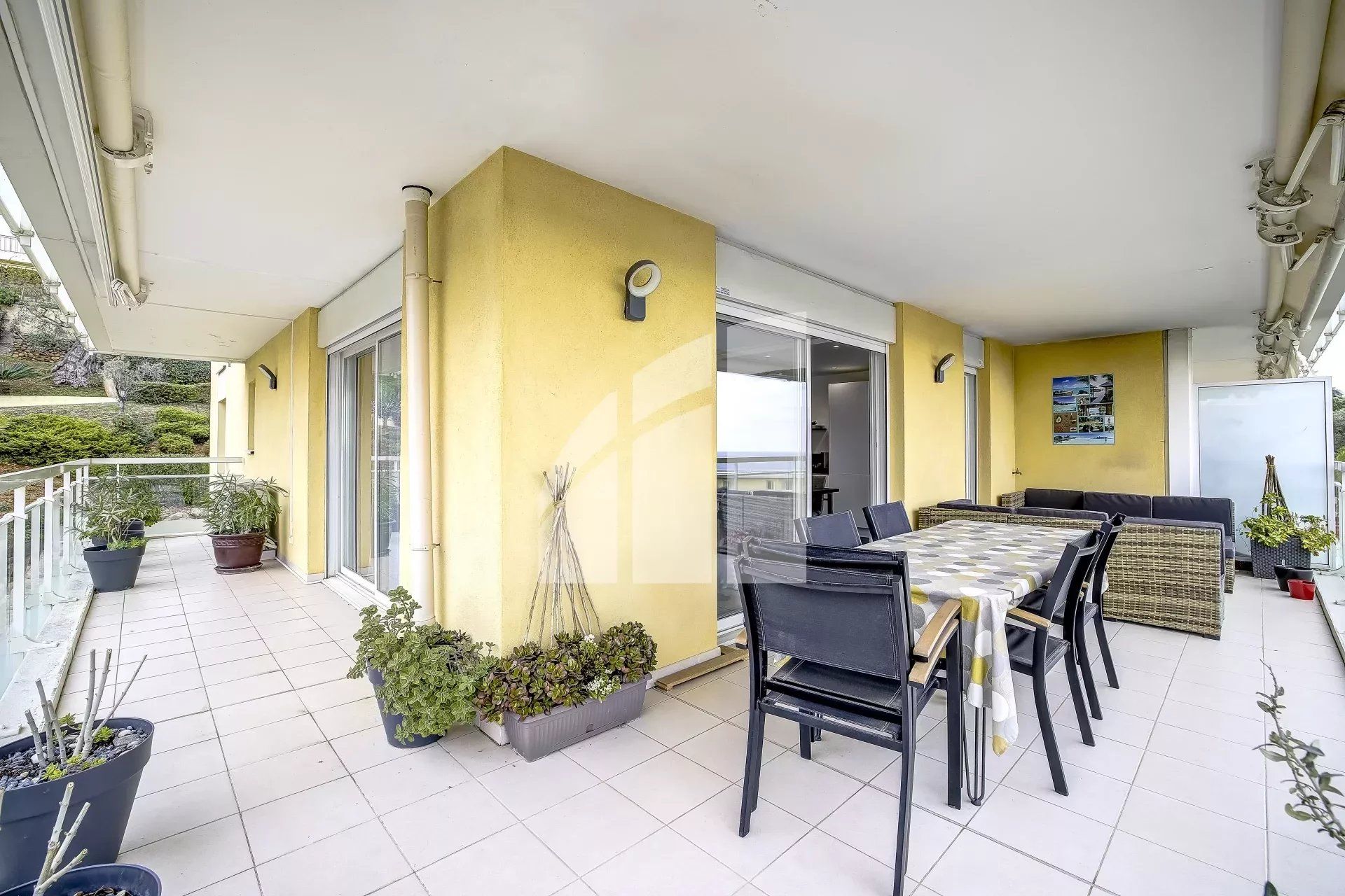 Condominio nel Nice, Alpes-Maritimes 12641827