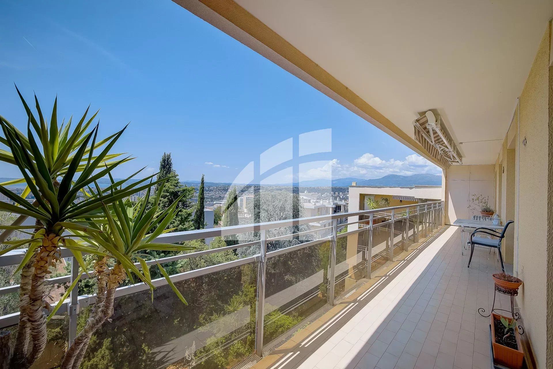 Condominium in Nice, Alpes-Maritimes 12641871