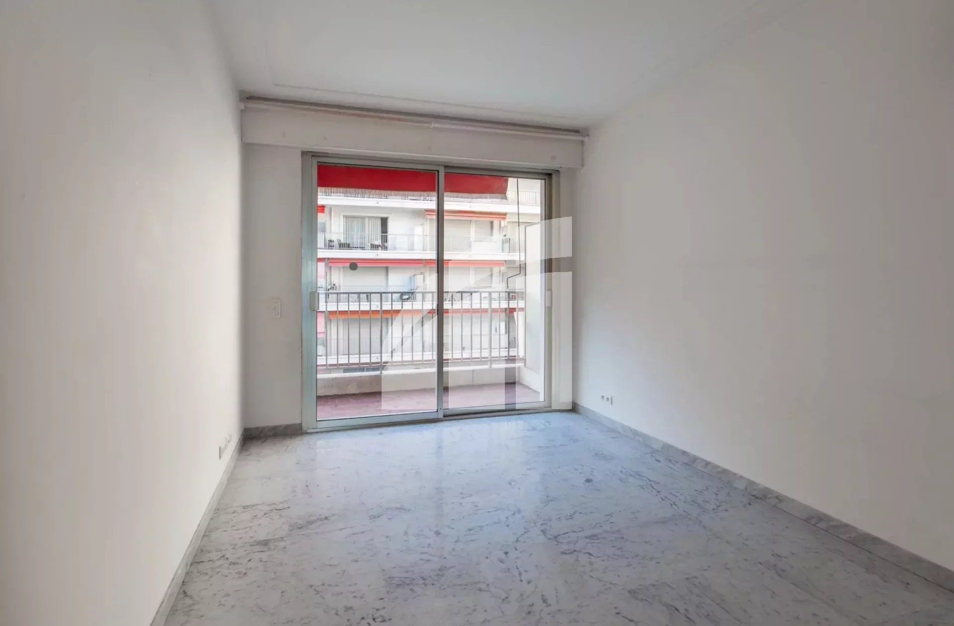 Condominio en Menton, Alpes-Maritimes 12641971