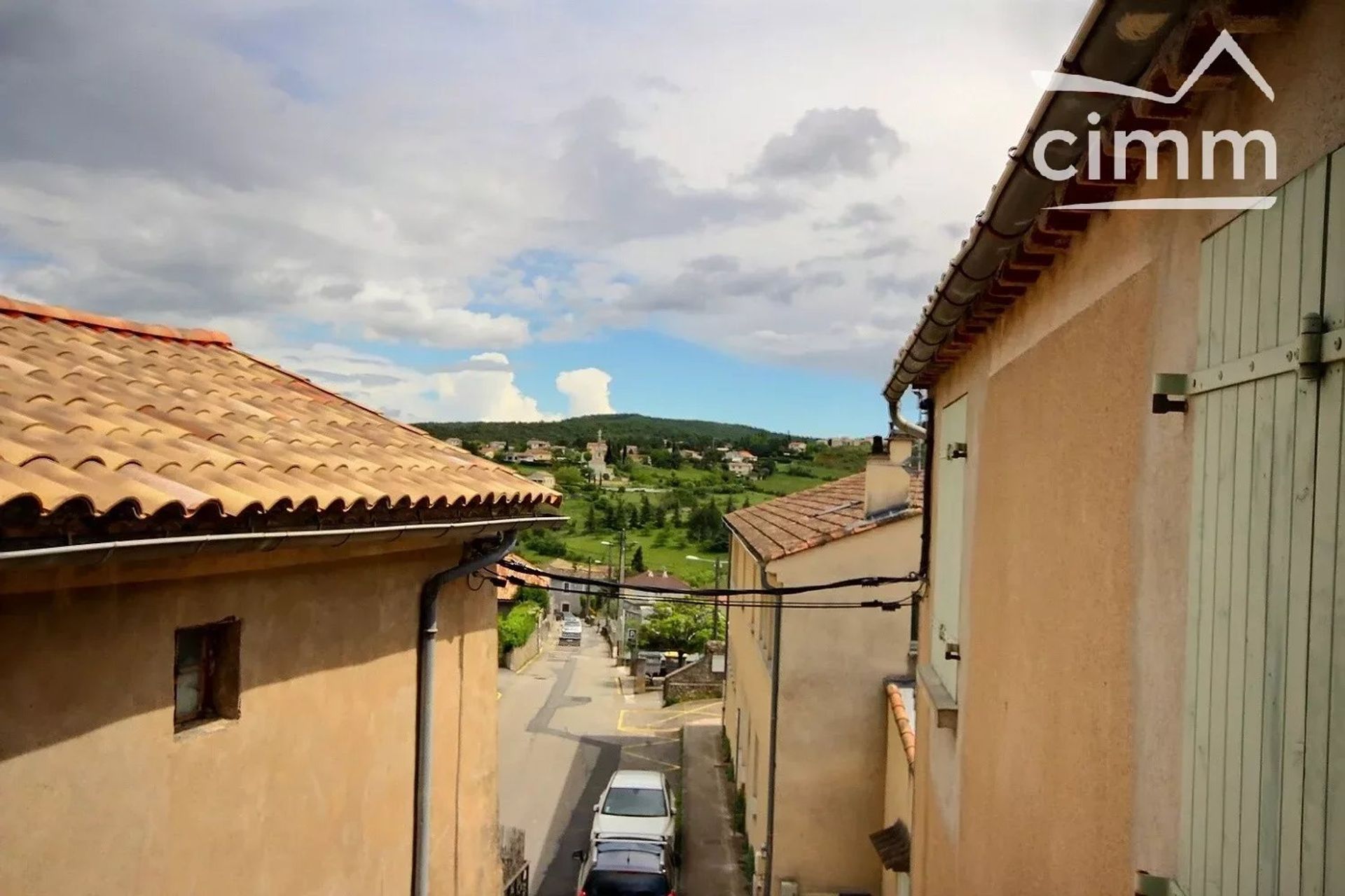 Outro no Villeneuve-de-Berg, Ardèche 12642965