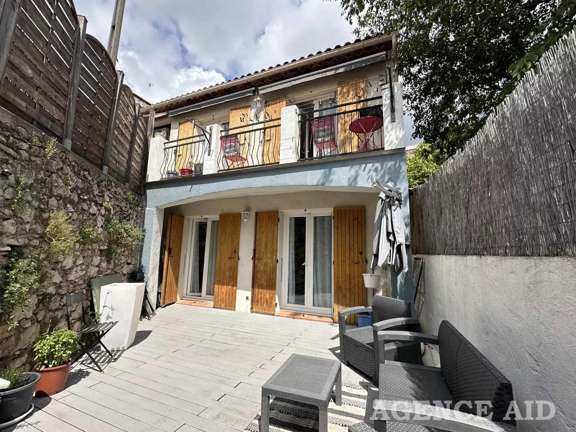 Casa nel Cuges-les-Pins, Provence-Alpes-Cote d'Azur 12644141