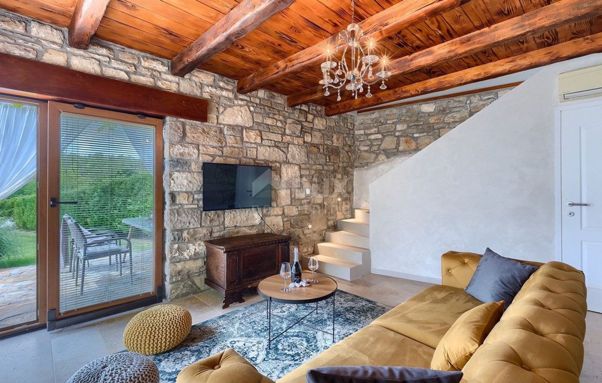 casa en Buzet, Istria County 12644301