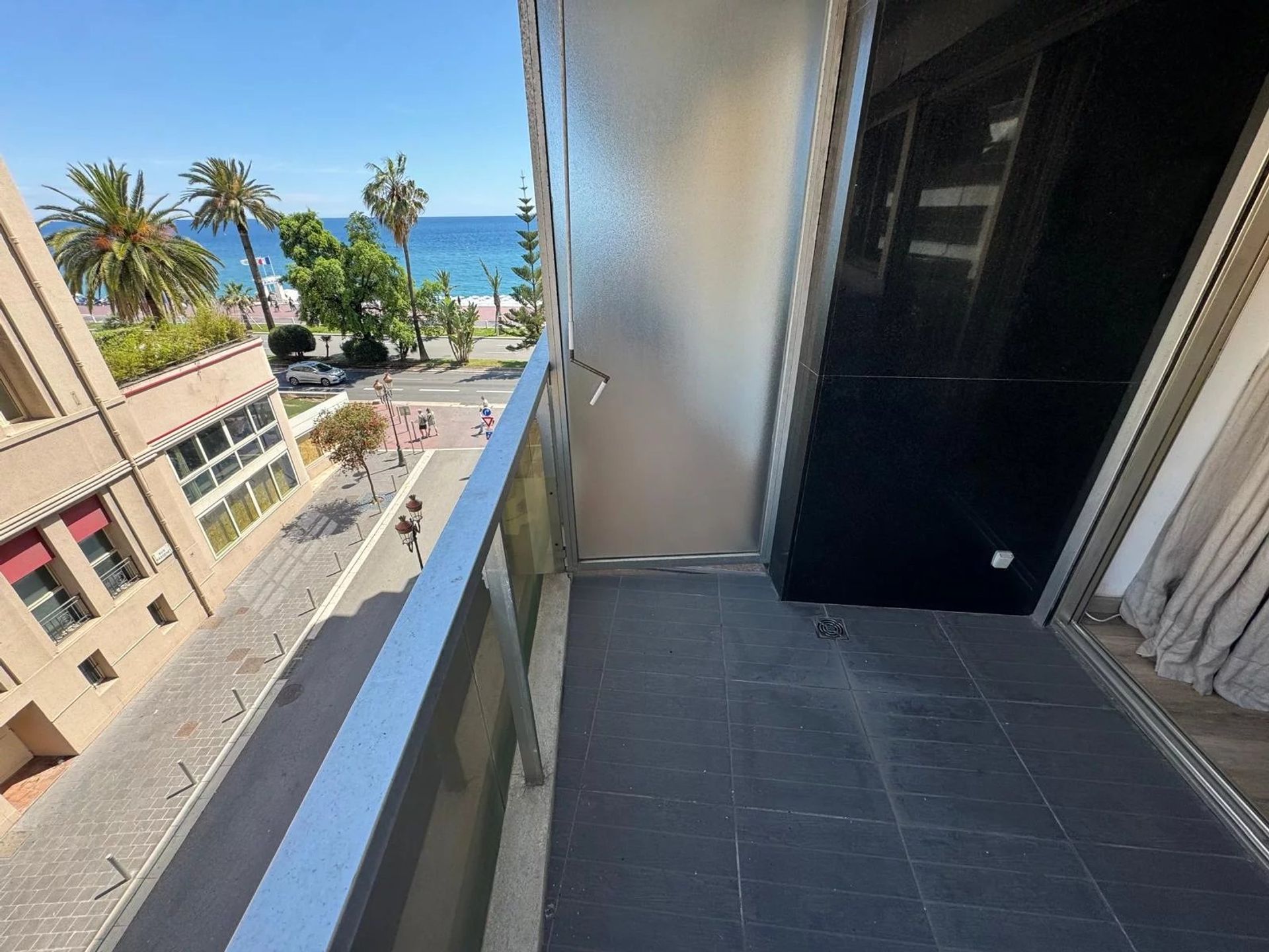 Condominium in Nice, Alpes-Maritimes 12644977