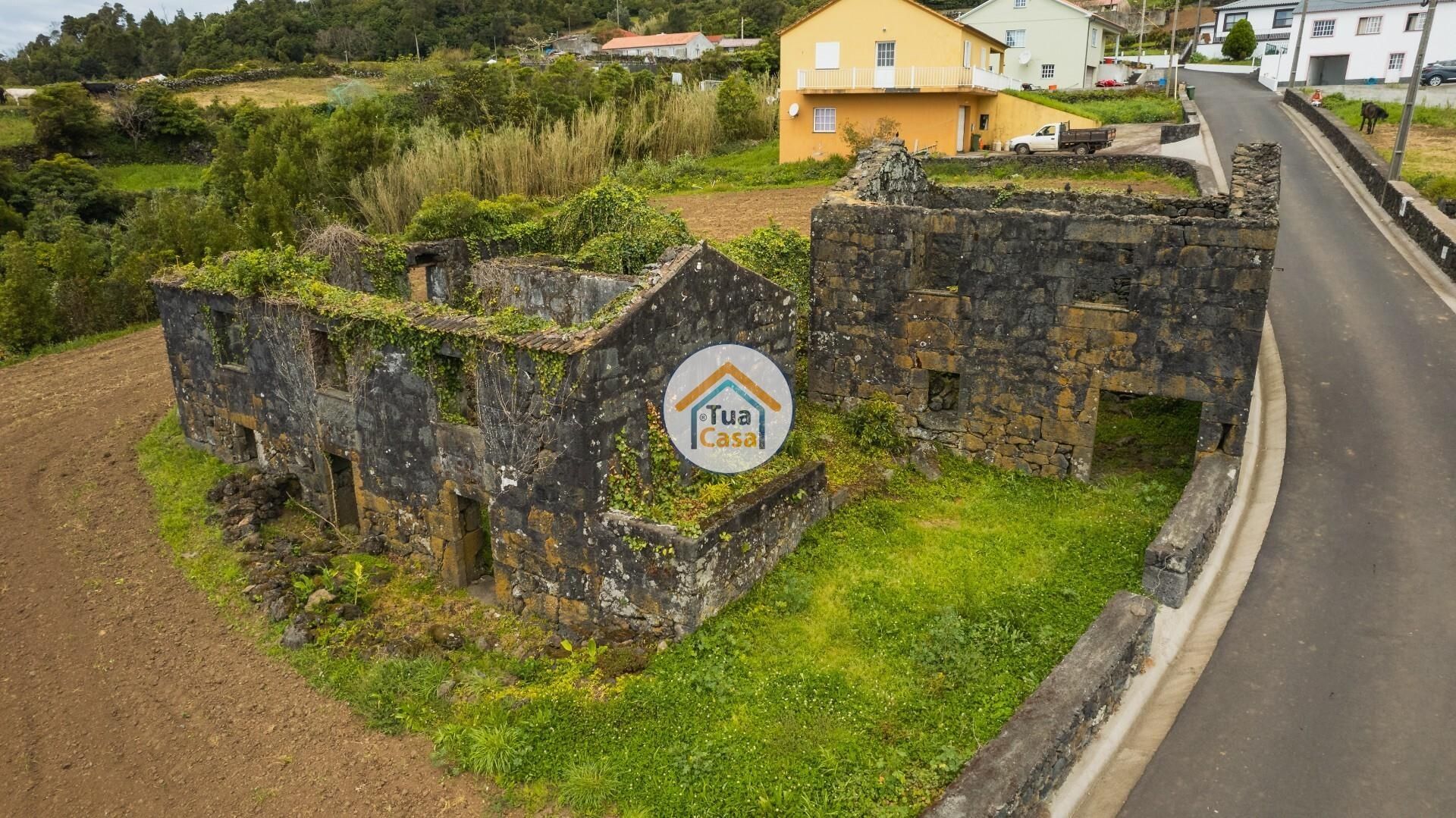 House in Calheta, Azores 12645303