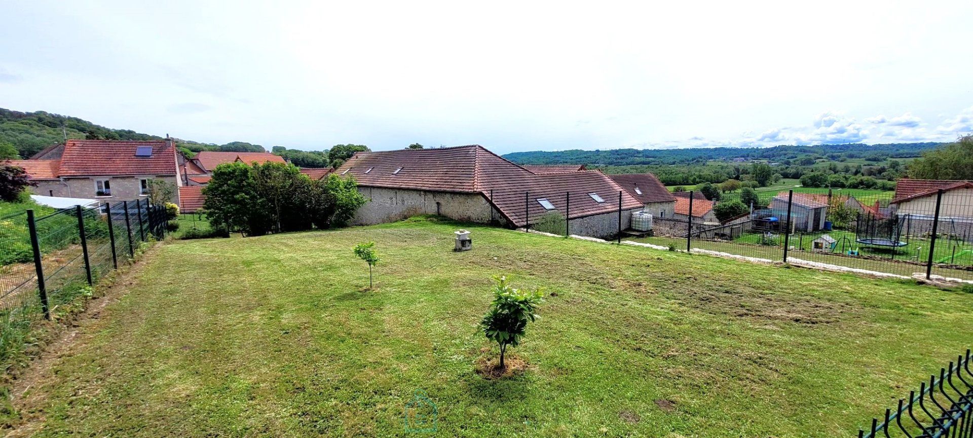 Yang lain dalam Vailly-sur-Aisne, Hauts-de-France 12645496