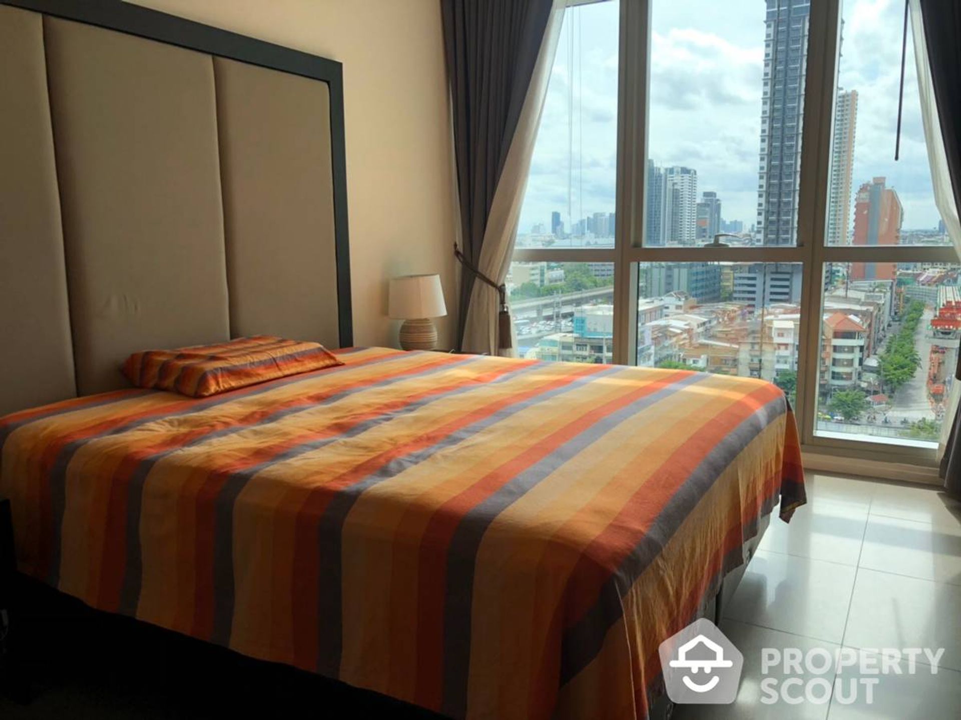 Condominium dans Khlong San, Krung Thep Maha Nakhon 12646468