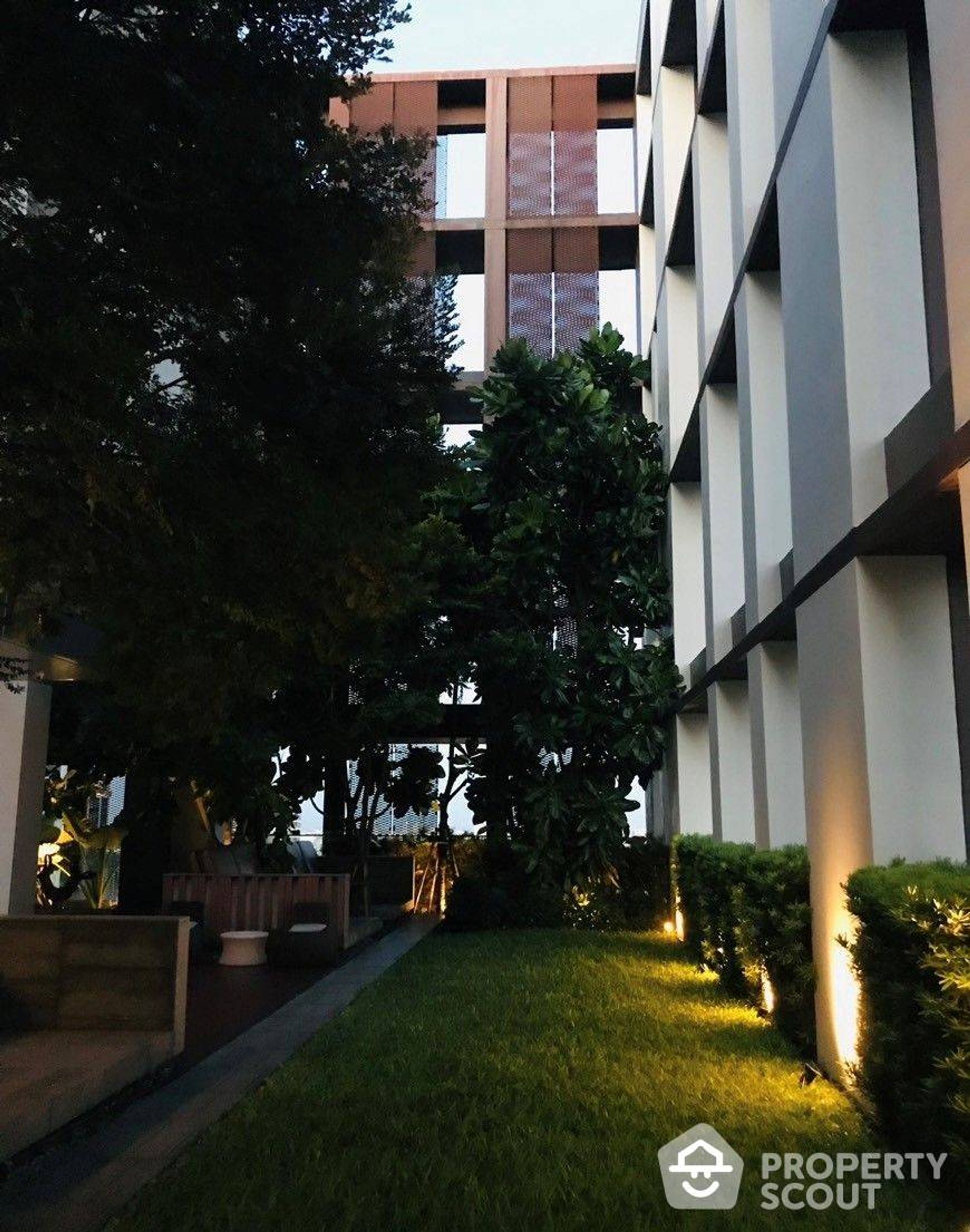 Condominium in , Krung Thep Maha Nakhon 12646471