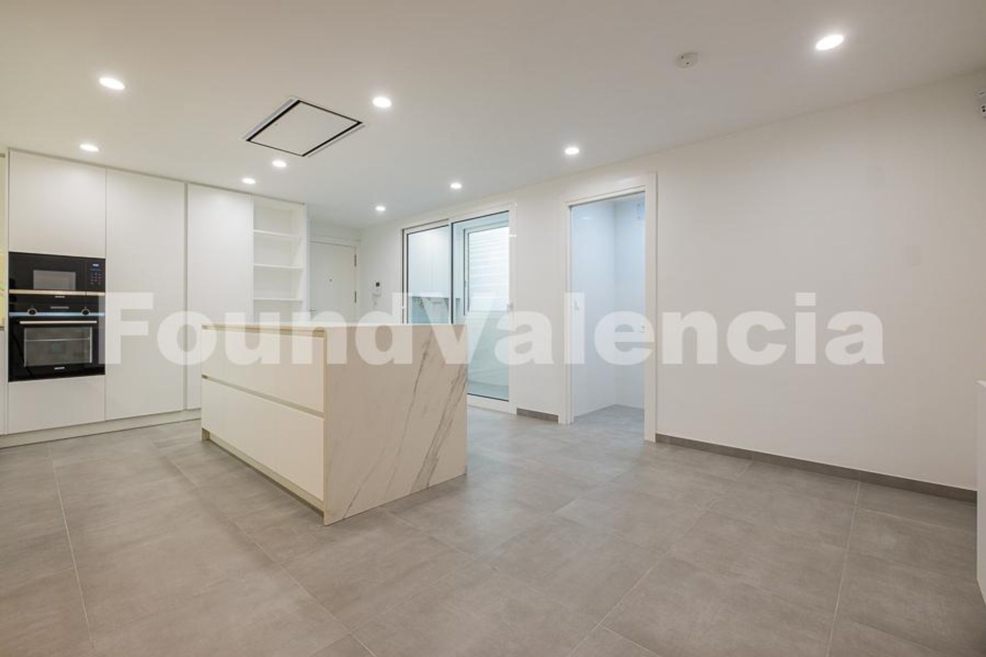 Condominio en València, Comunidad Valenciana 12647460