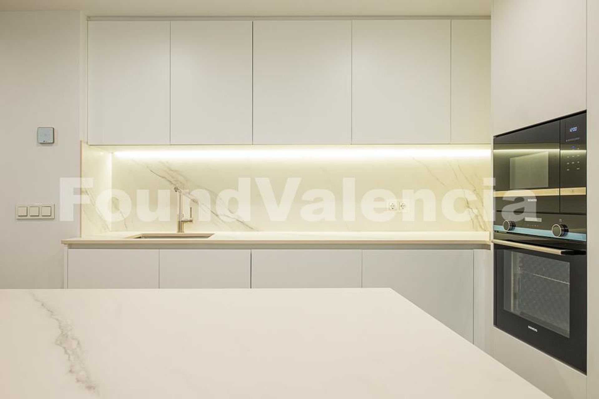 Condominio en València, Comunidad Valenciana 12647460