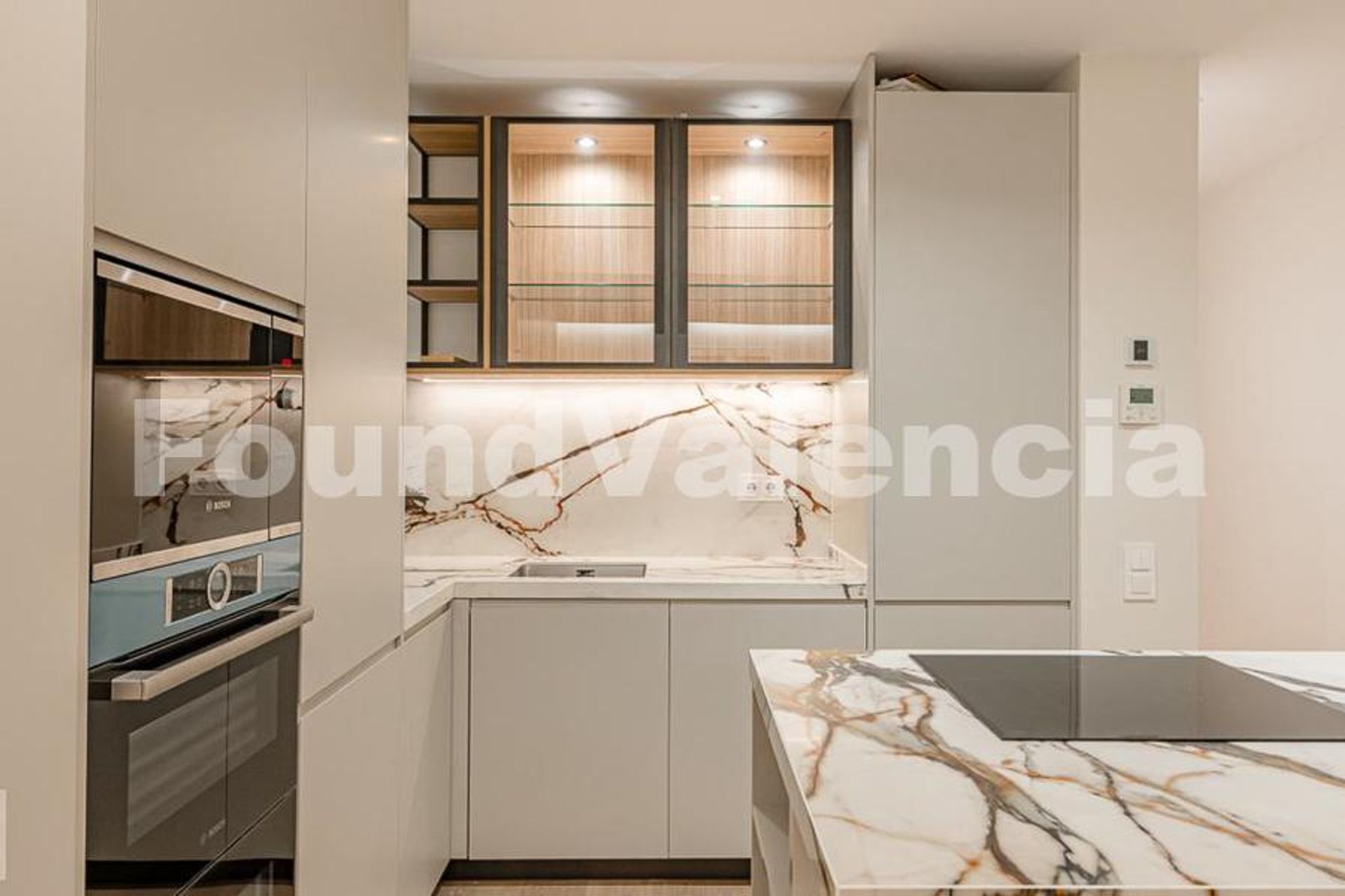 Condominio en Madrid, Comunidad de Madrid 12647469