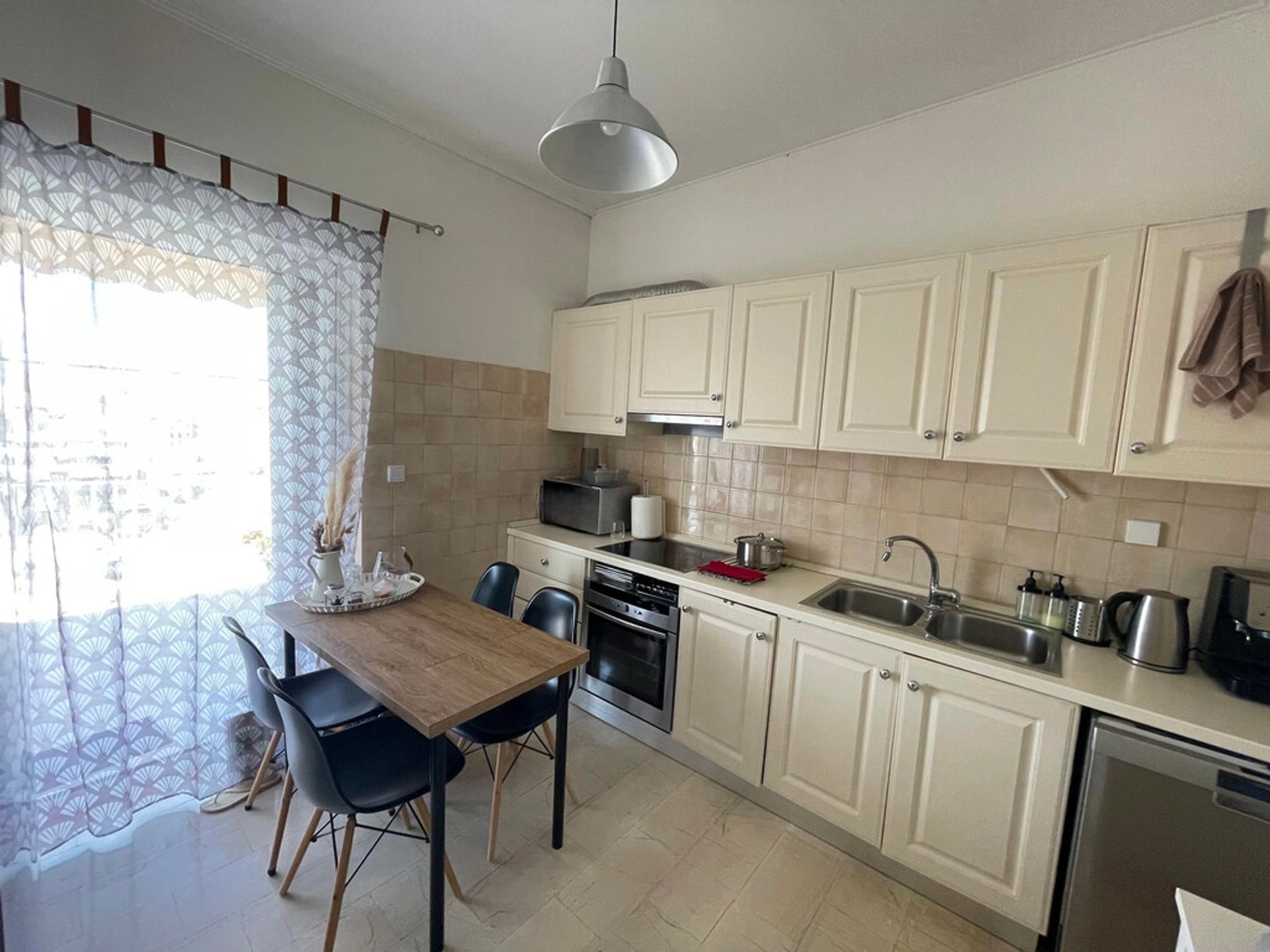 Condominium dans Zografos, Attiki 12647604