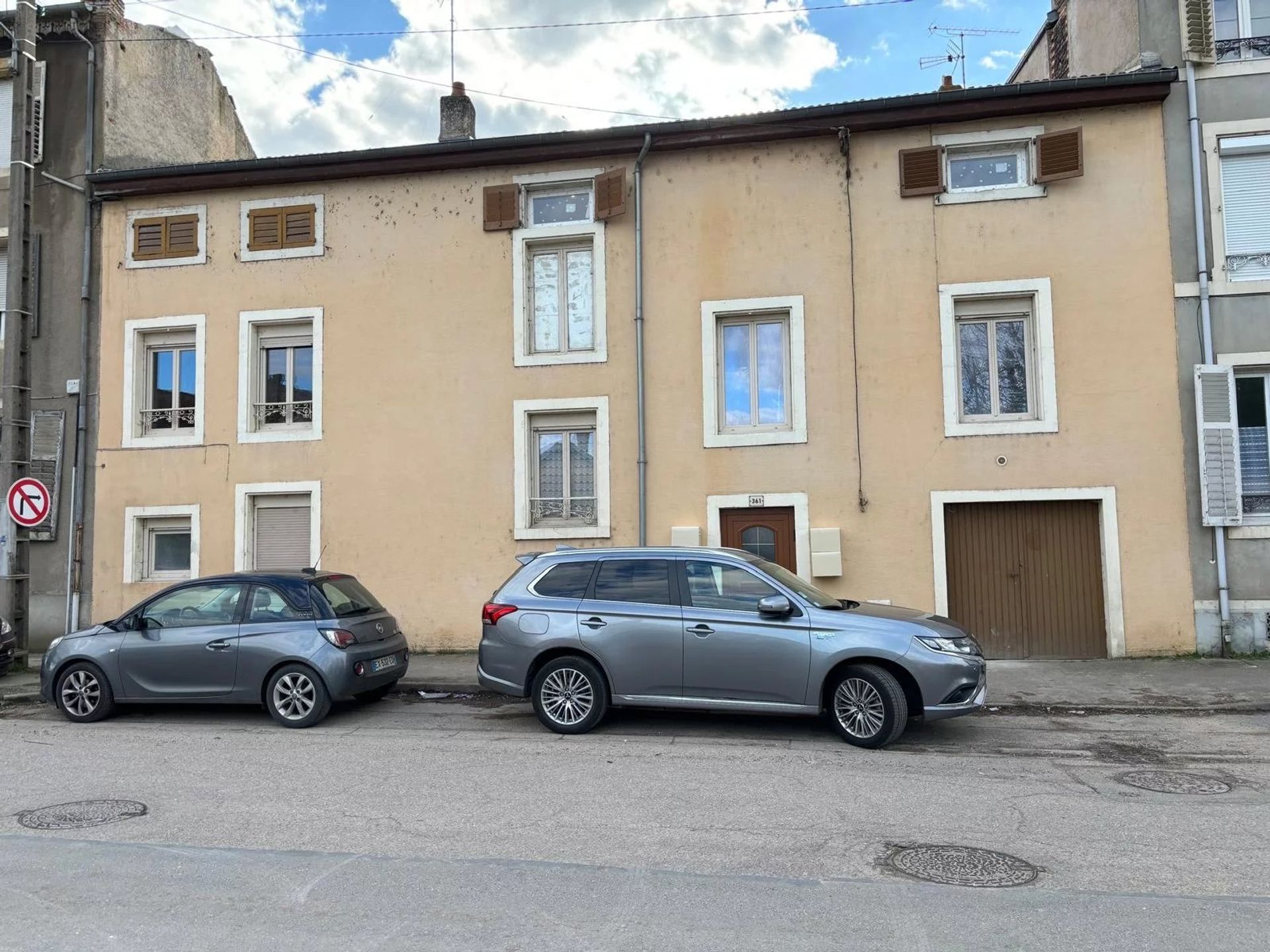 Komersial dalam Pont-à-Mousson, Meurthe-et-Moselle 12649251