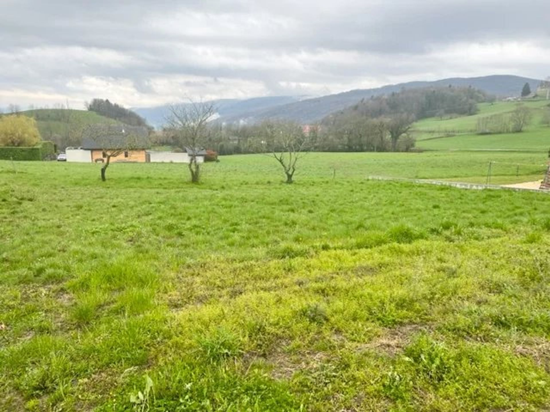 Land im Clermont, Haute-Savoie 12649305