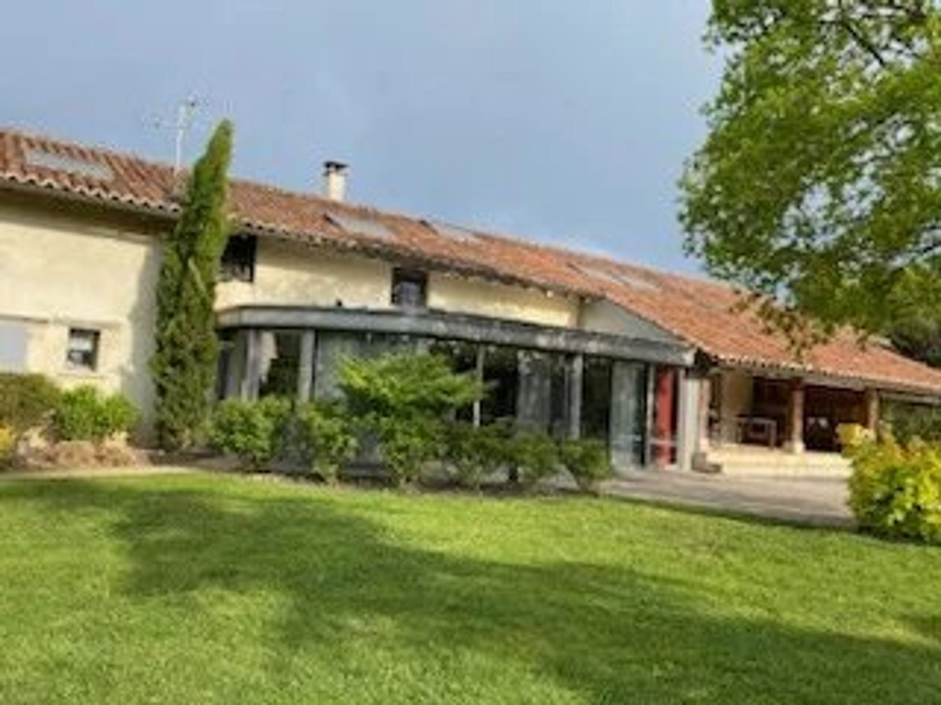 Huis in Bény, Ain 12649306