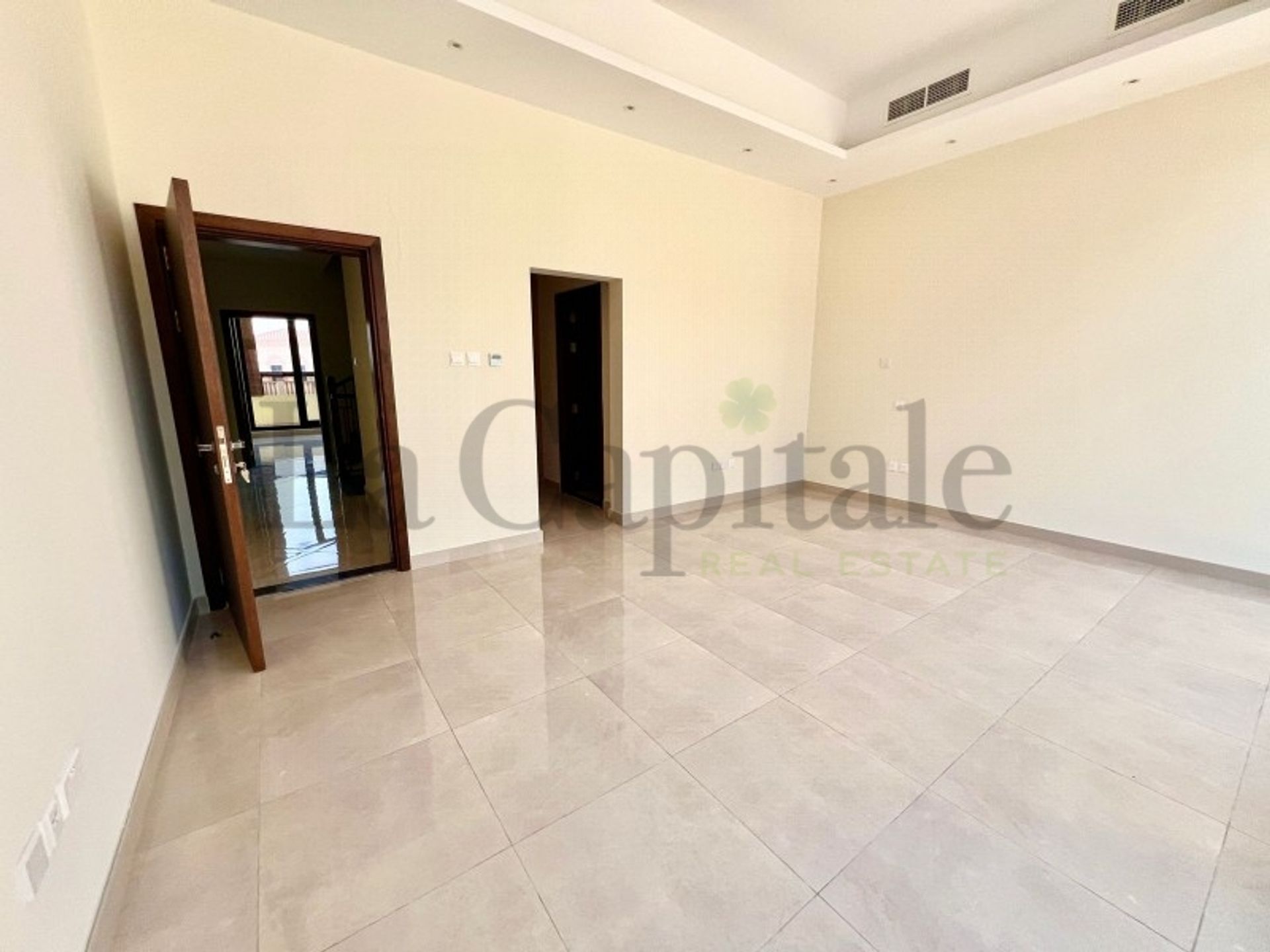 House in Dubai, Dubai 12650155