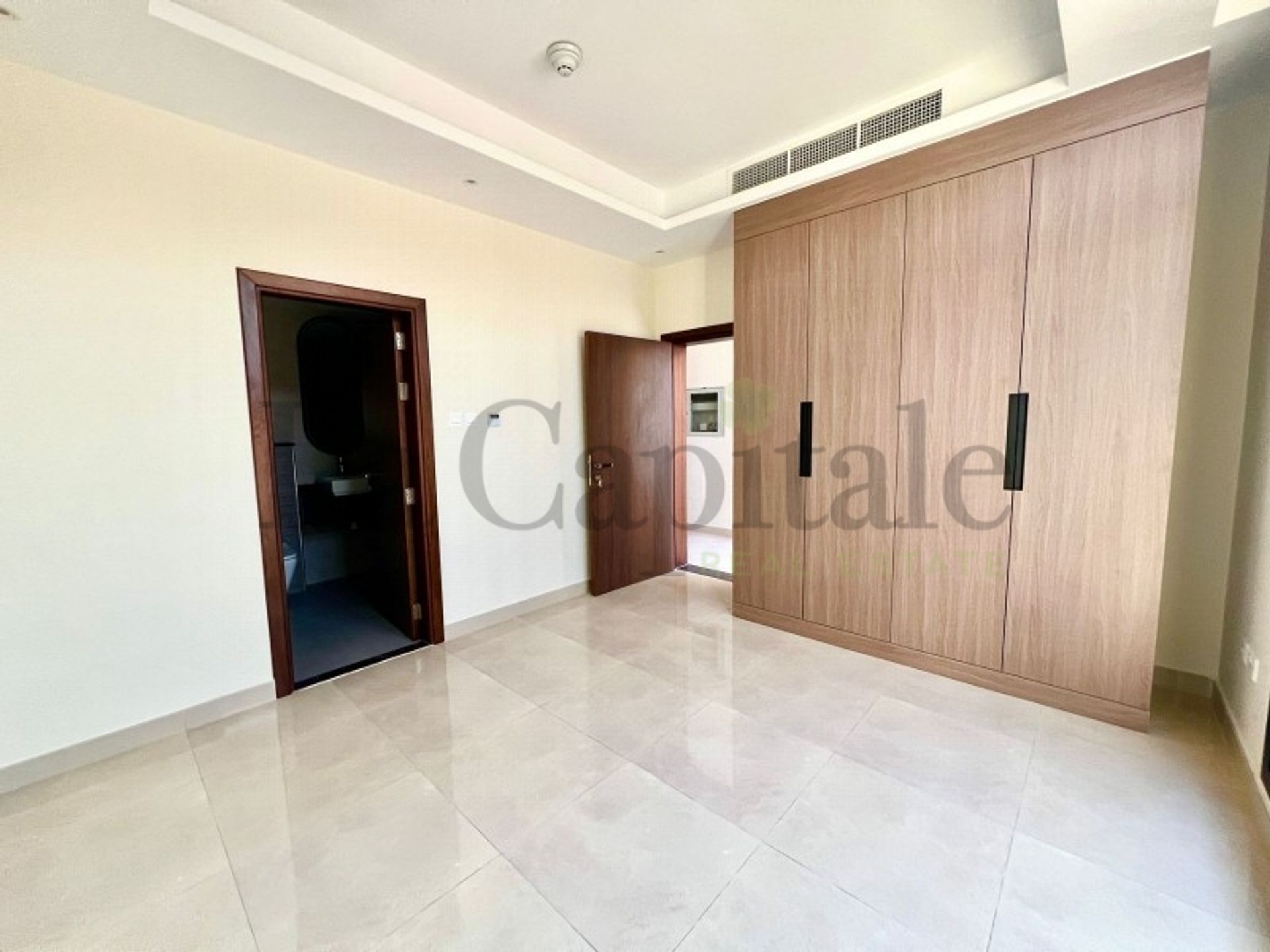 House in Dubai, Dubai 12650155