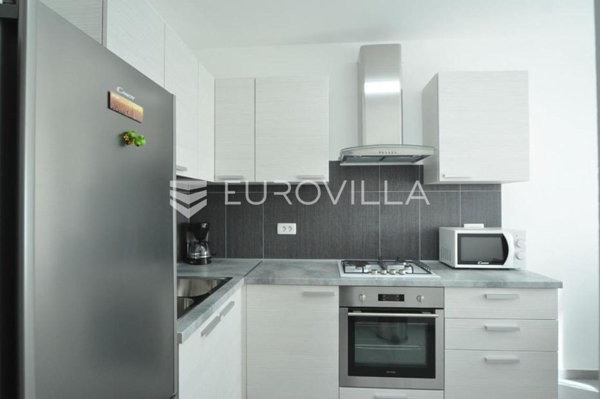 Condominium in Rovinj, Istarska Zupanija 12650475