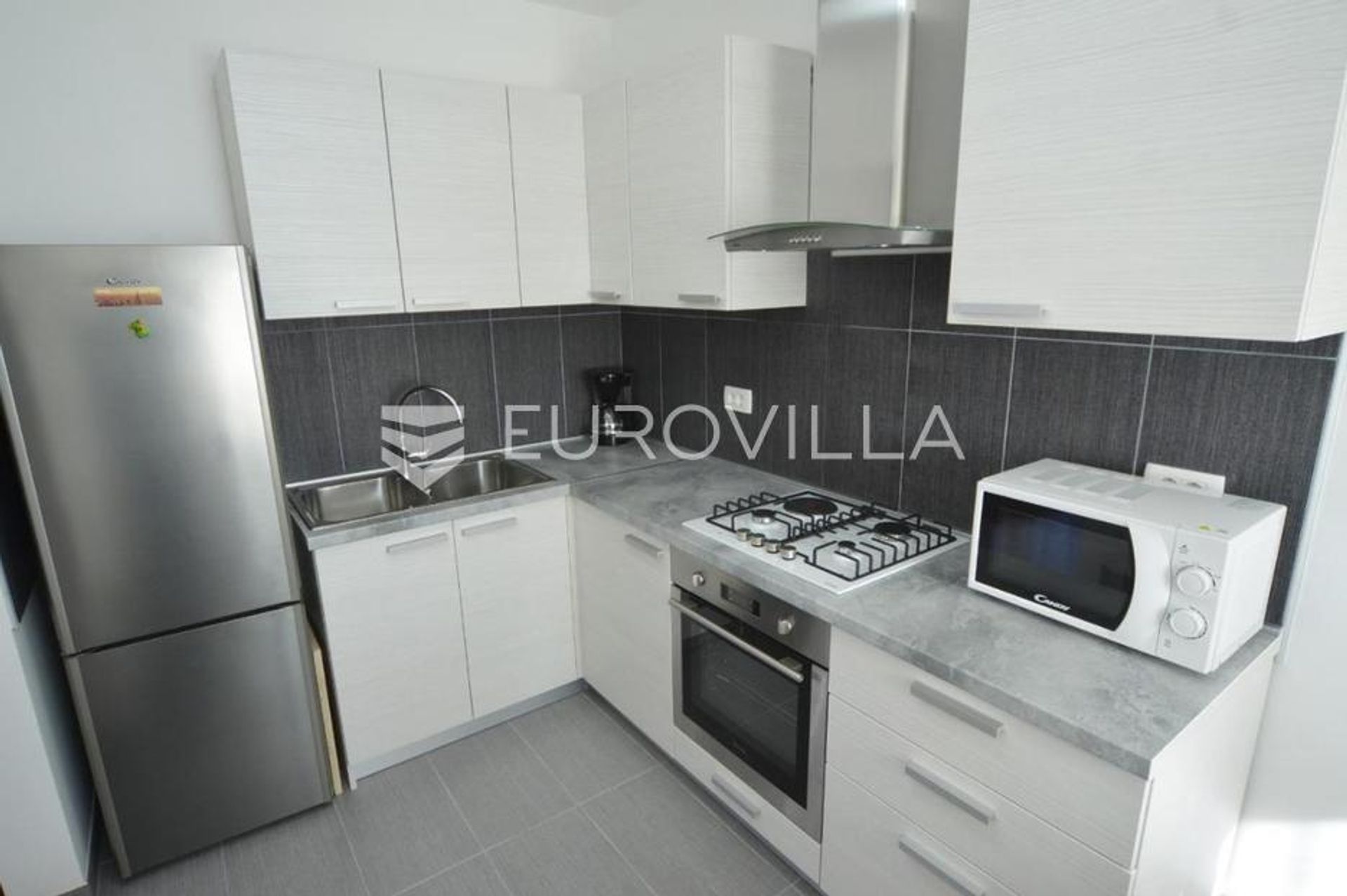 Condominio en Rovinj, Istarska Županija 12650475