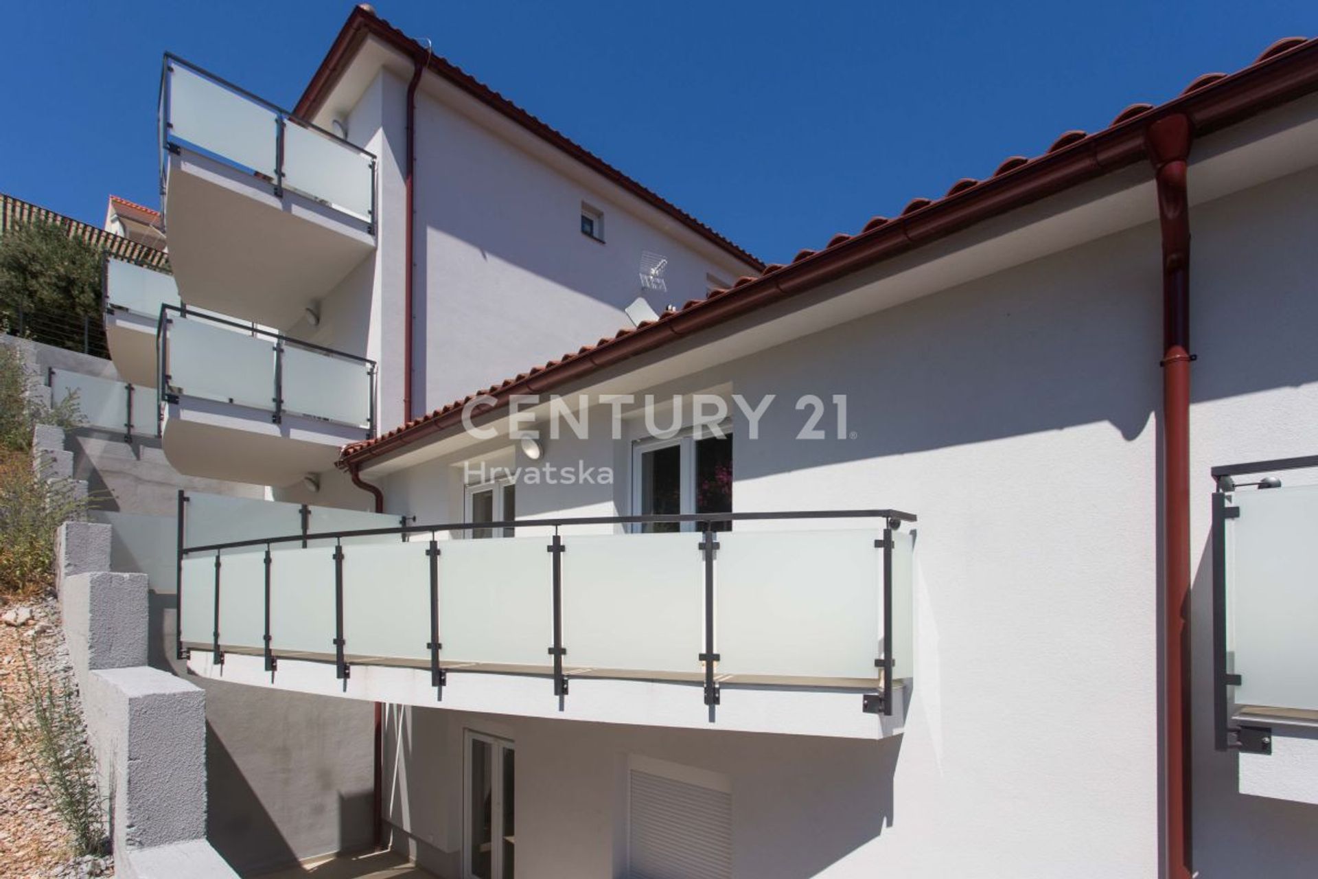 Condominio en Primošten, Šibenik-Knin County 12650644