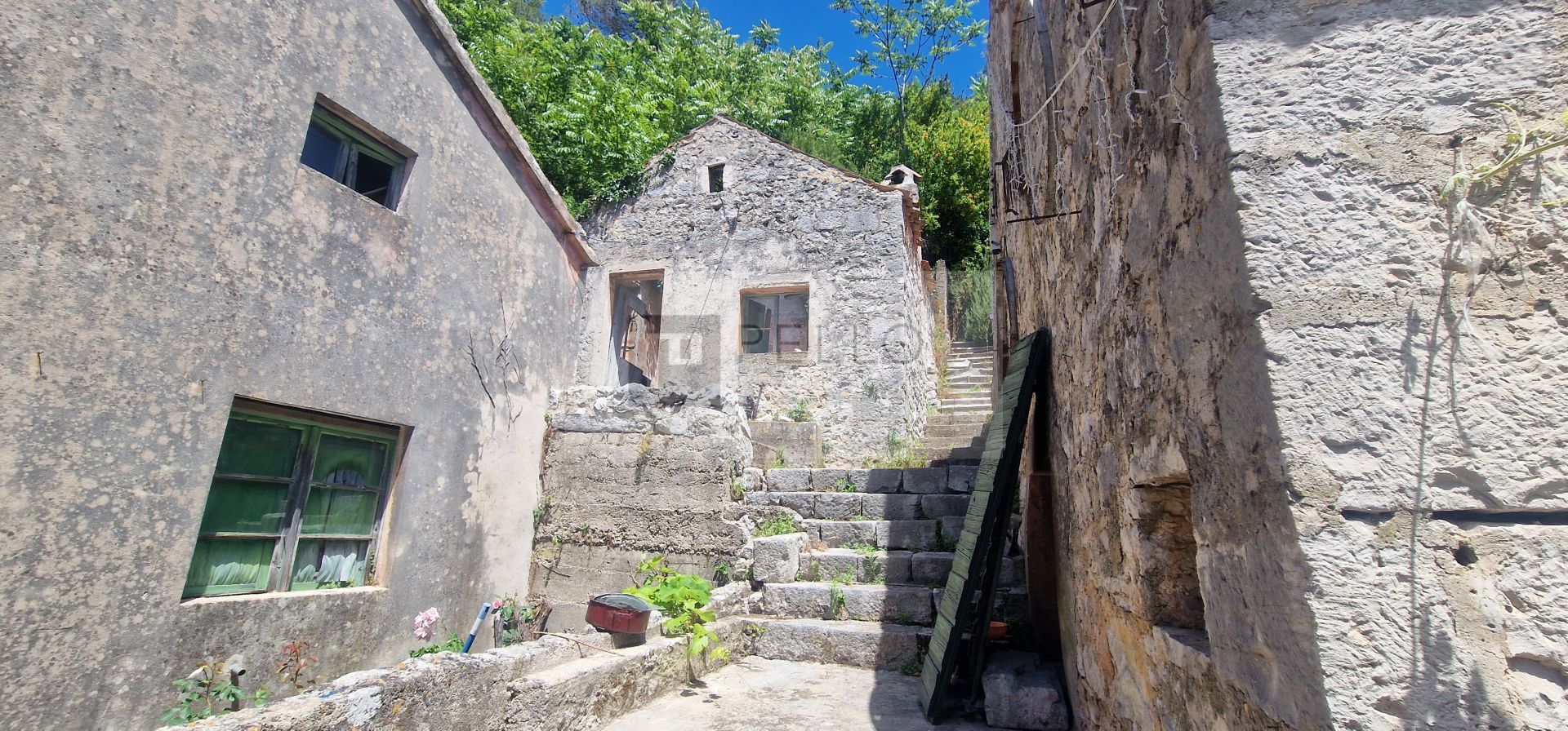 casa en Donja Banda, Dubrovnik-Neretva County 12650969