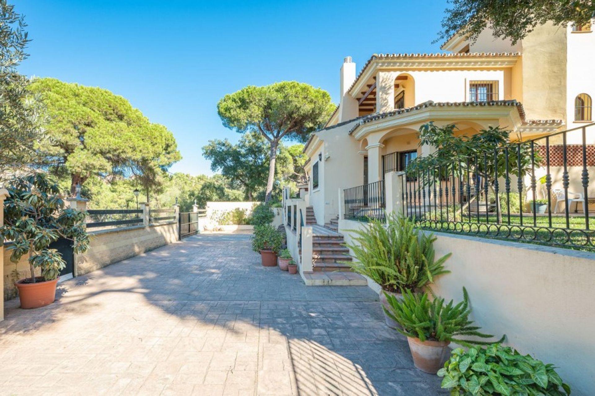 Huis in Marbella, Andalusië 12652145