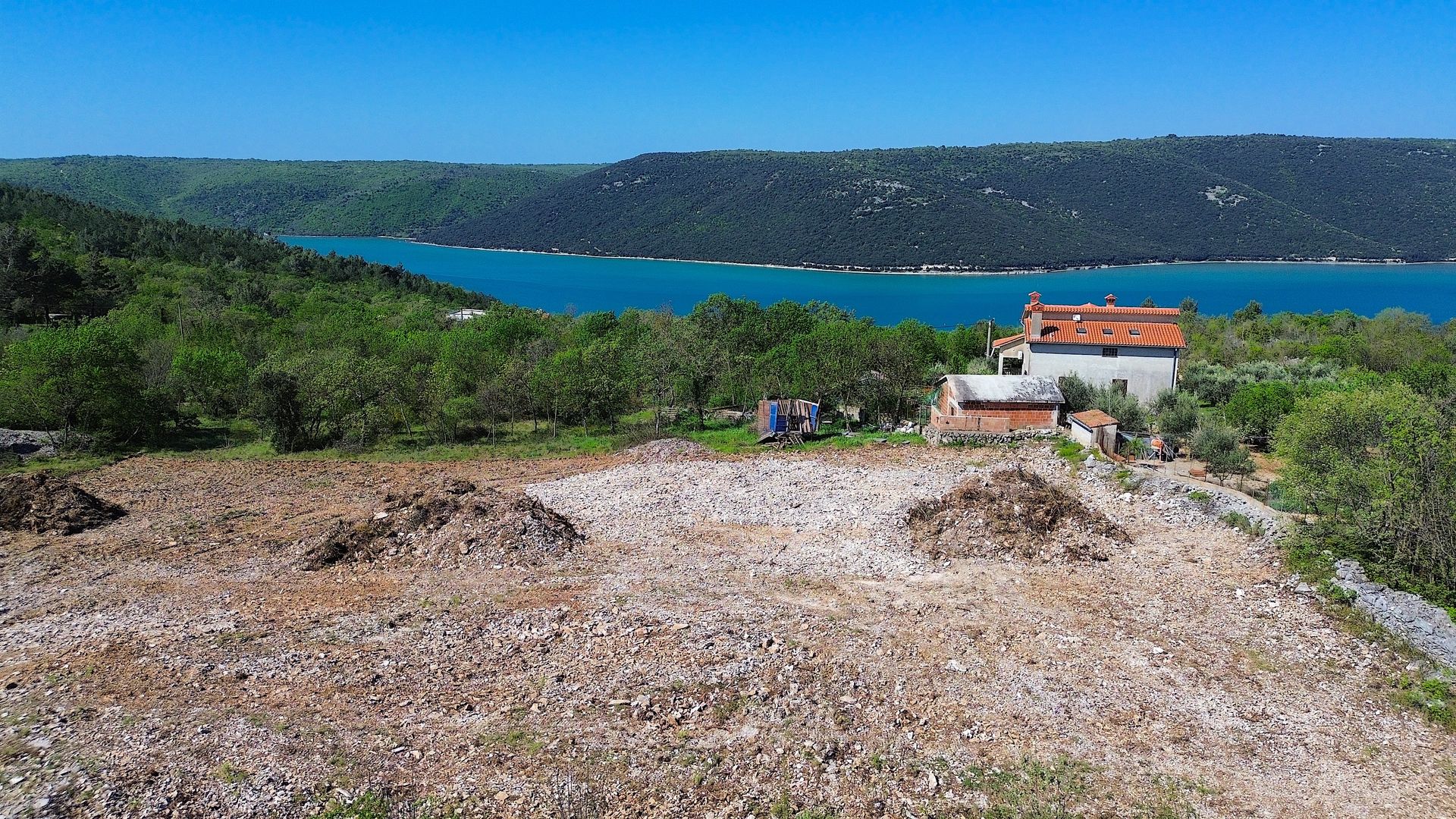 Jord i Labin, Istria County 12652882