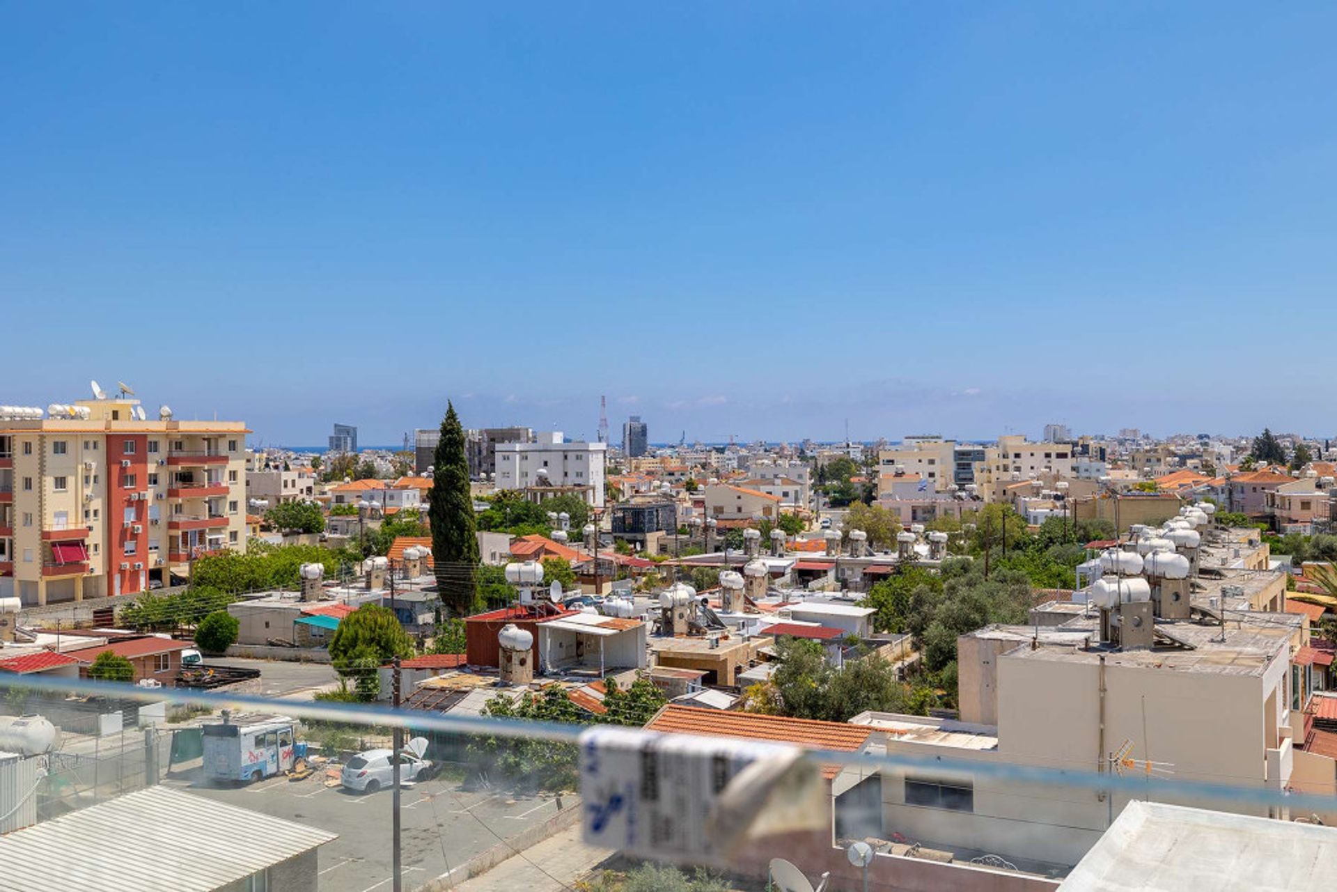 жилой дом в St, Larnaca 12654258