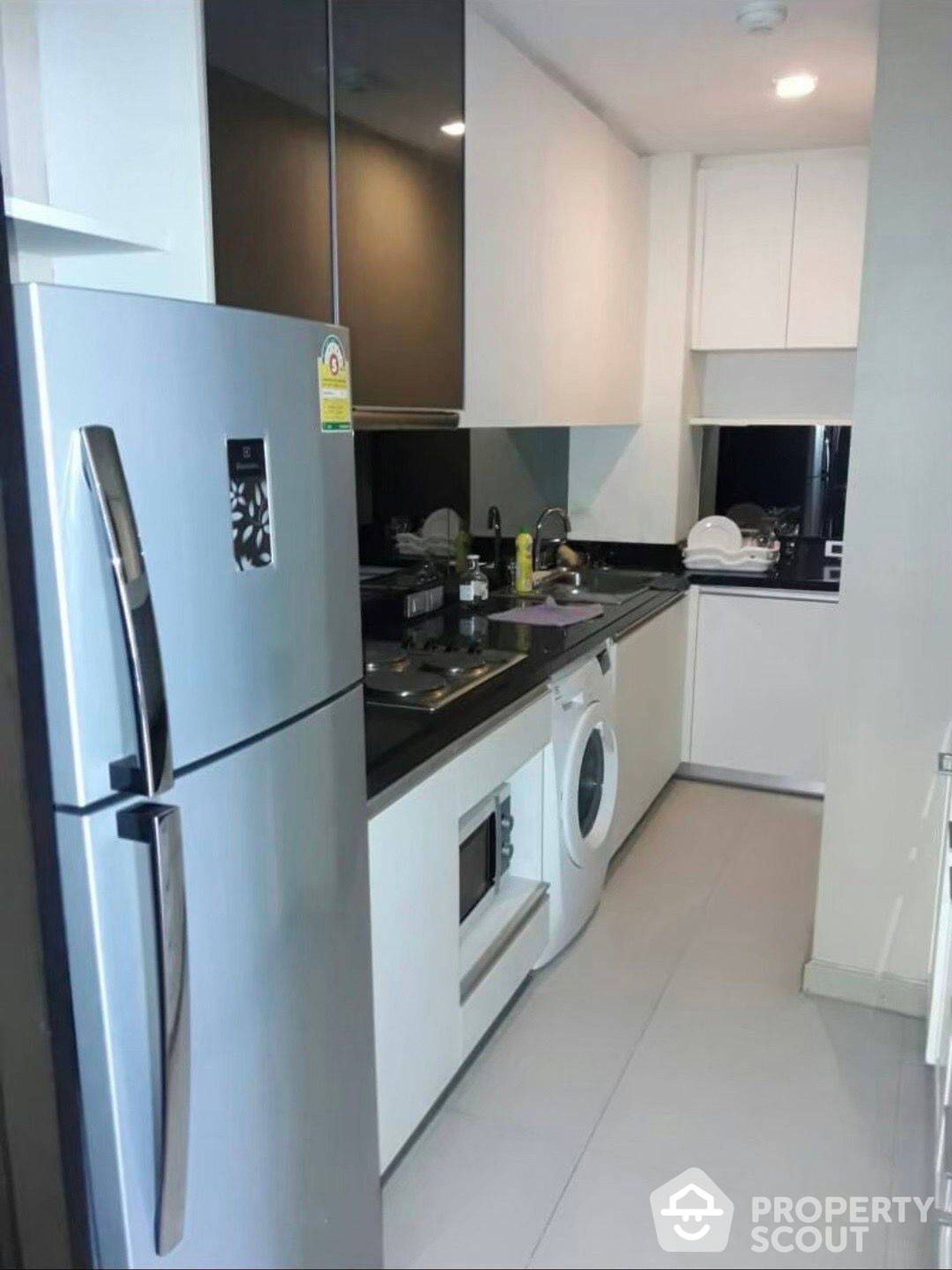 Condominio en Phra Khanong, Krung Thep Maha Nakhon 12654392