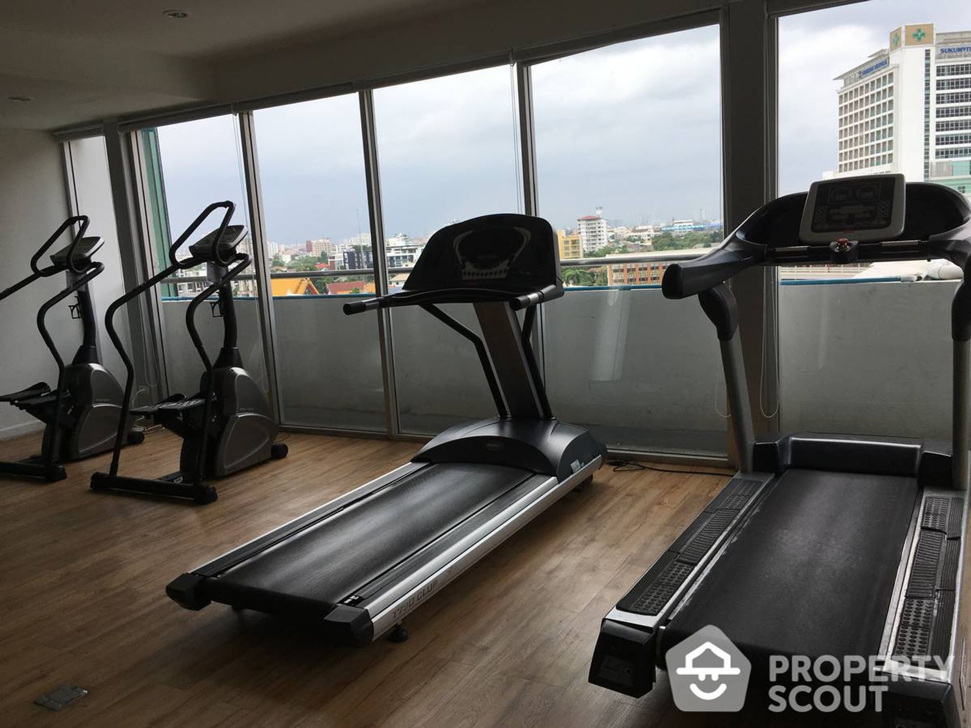 Condominium in Watthana, Krung Thep Maha Nakhon 12654742