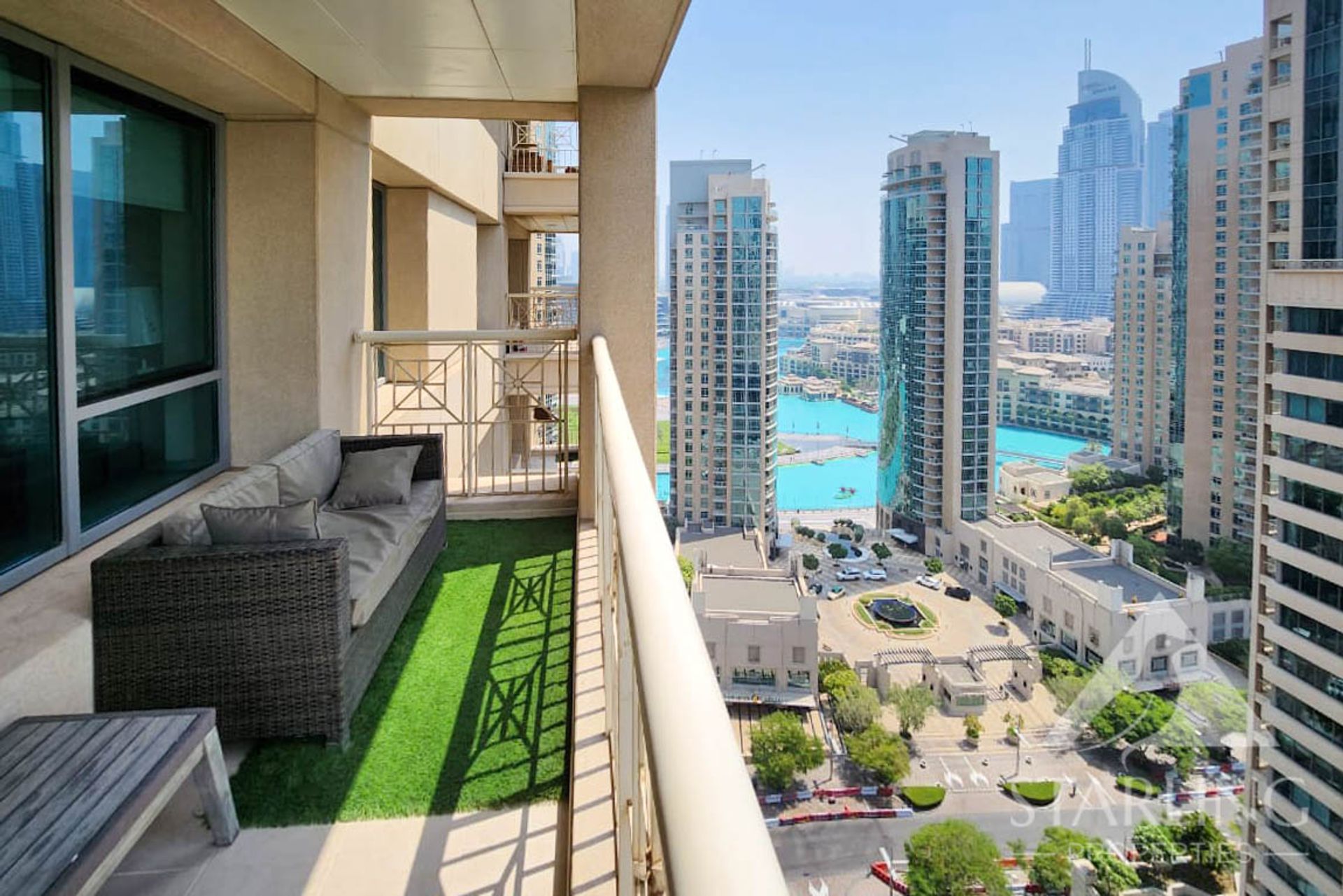 Condominium in دبي, دبي 12659178