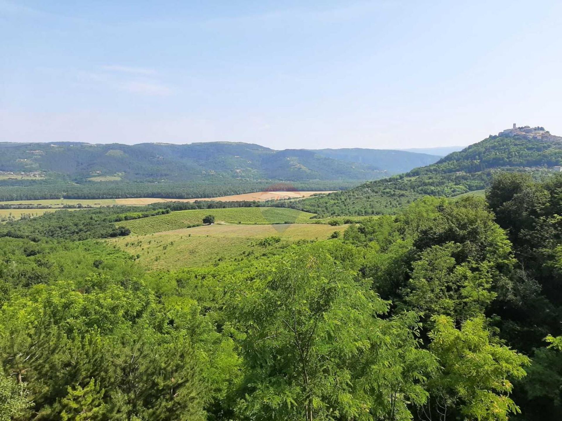 Rumah di Motovun, Istarska županija 12660492