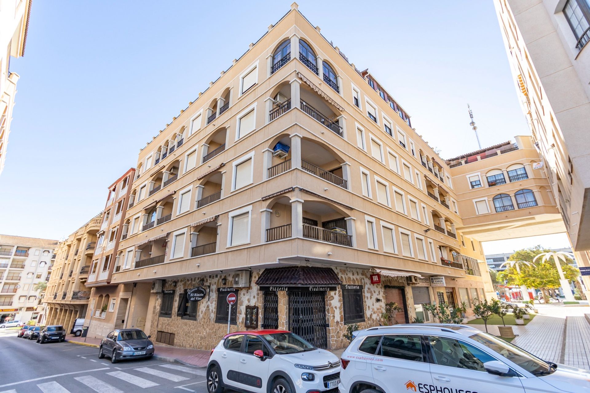 Condominio en Guardamar del Segura, Valencia 12661523