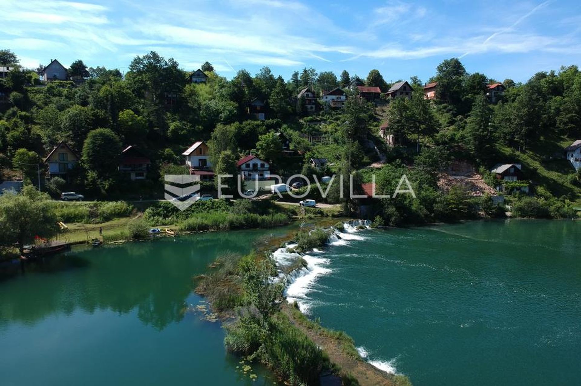 casa en Dobrenići, Karlovačka županija 12662079